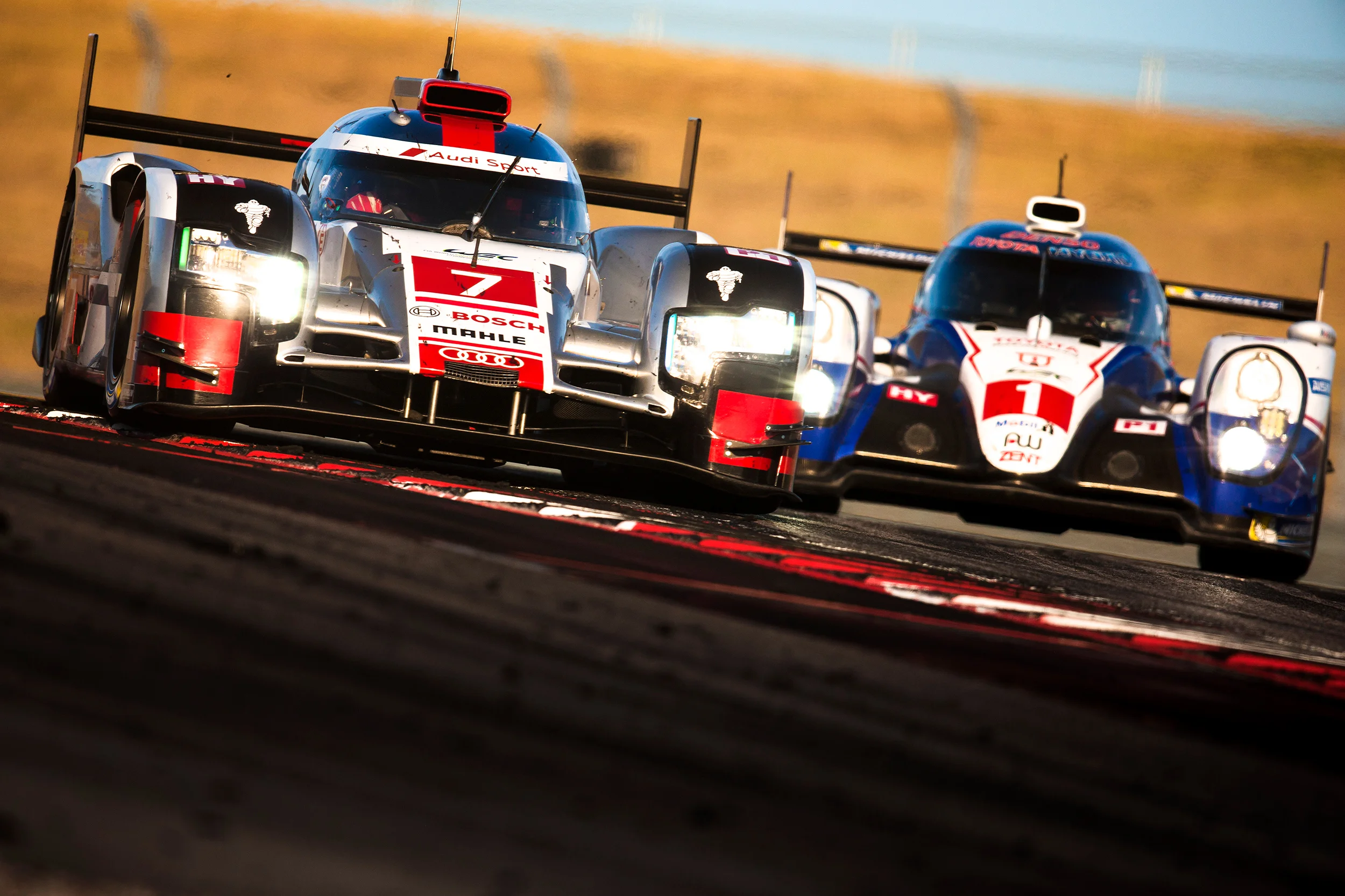Benoit Treluyer, Audi R18 E-Tron Quattro and Sebastien Buemi, Toyota TS040