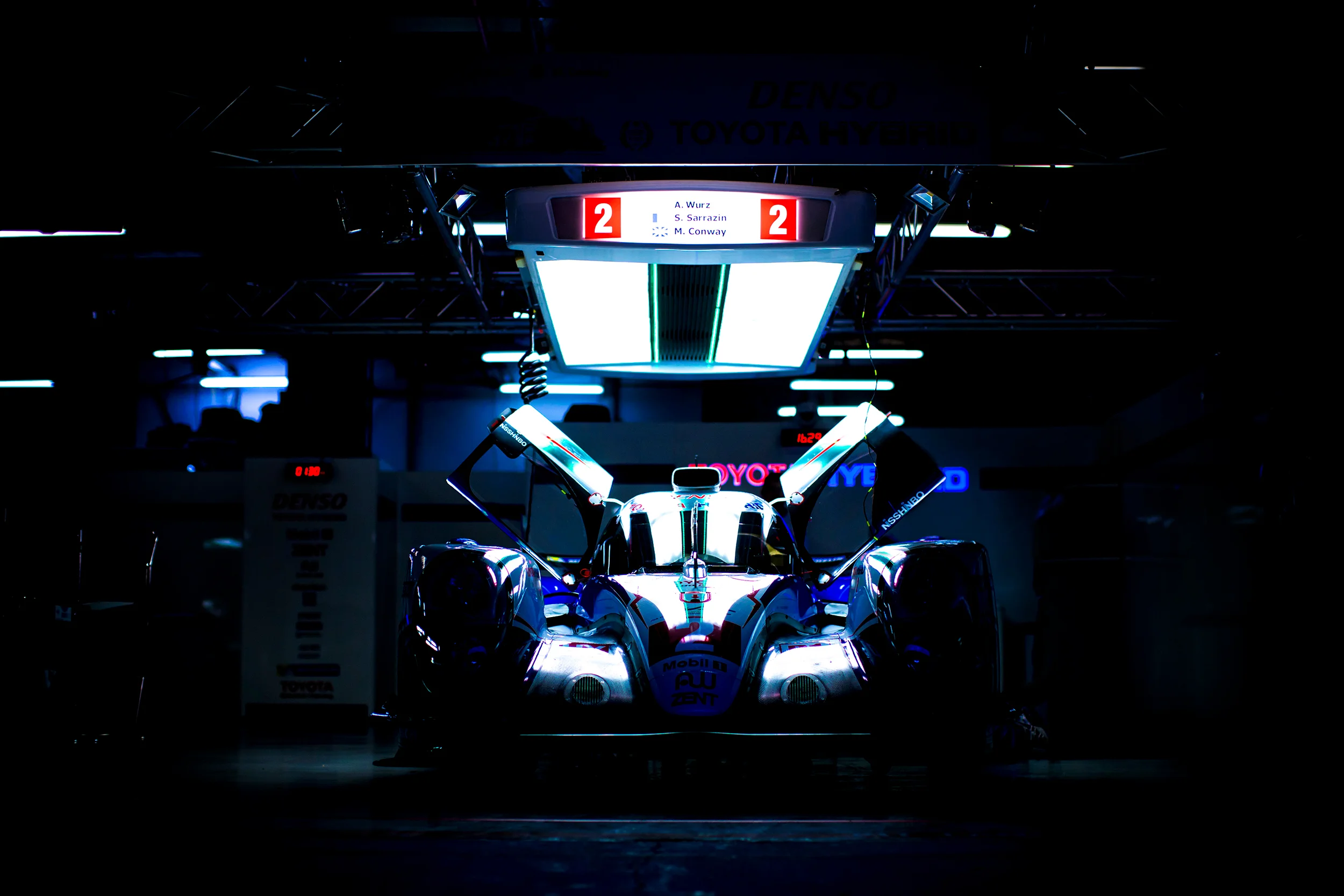 #2 Toyota TS040
