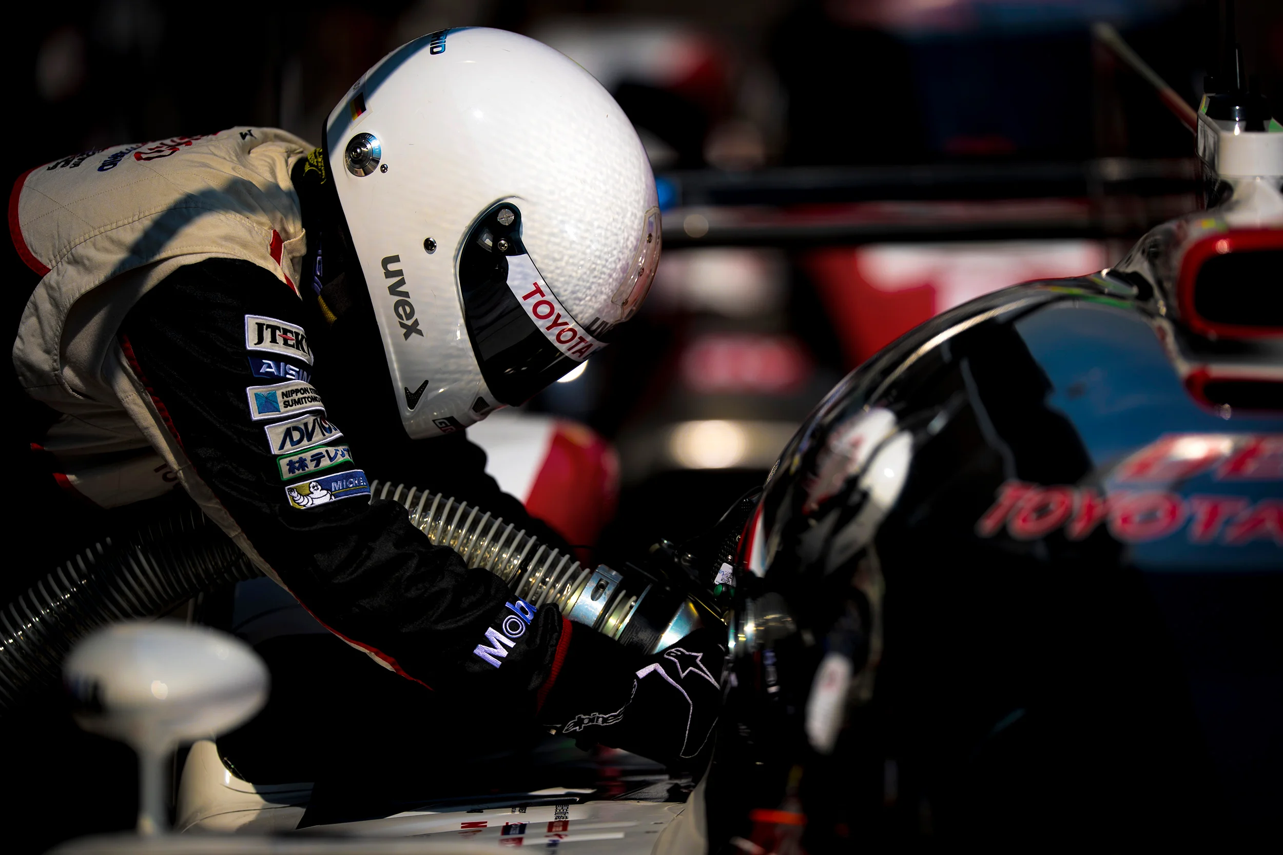 Toyota refuelling crew