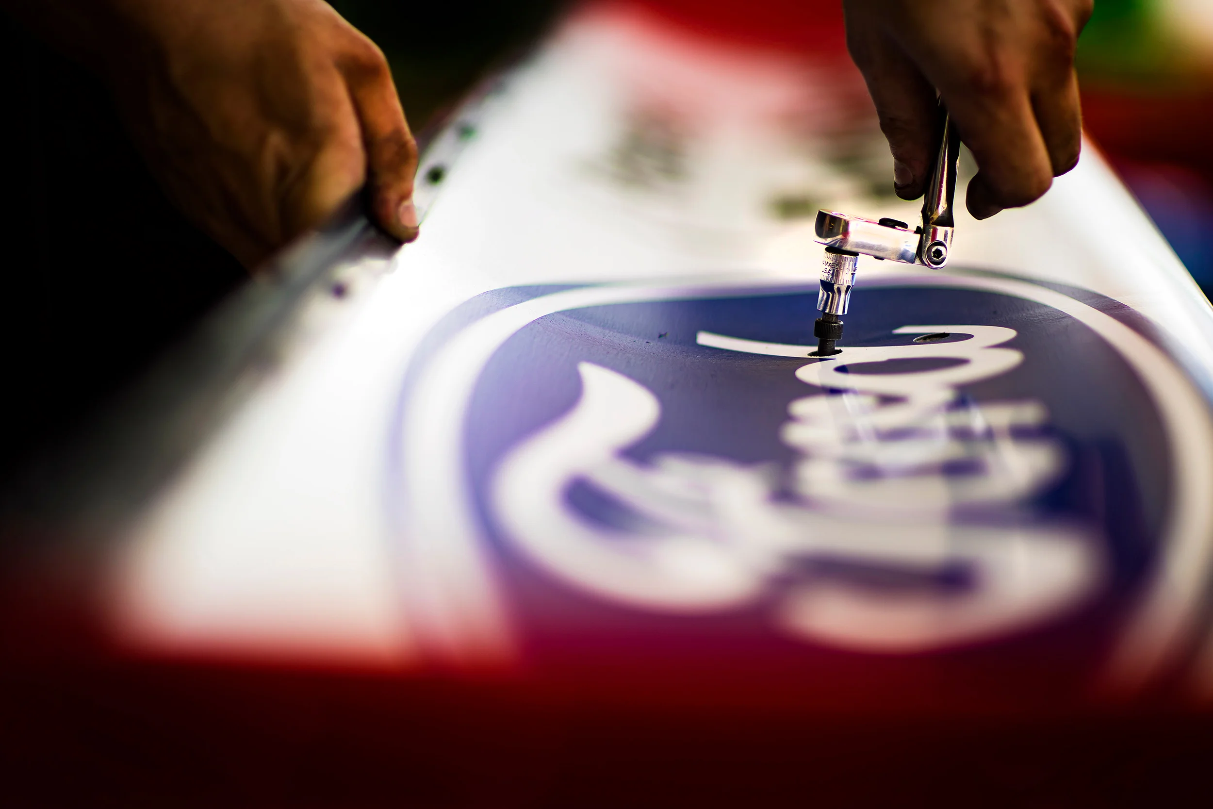 Ford GT rear wing adjustment