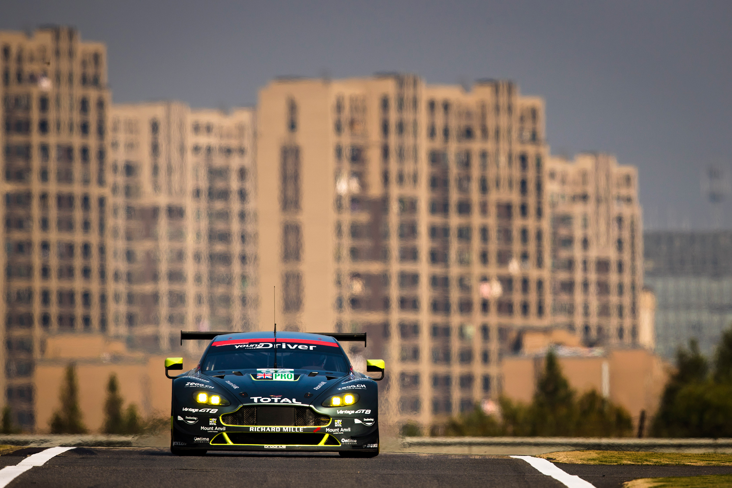 Nicki Thiim, Aston Martin Vantage