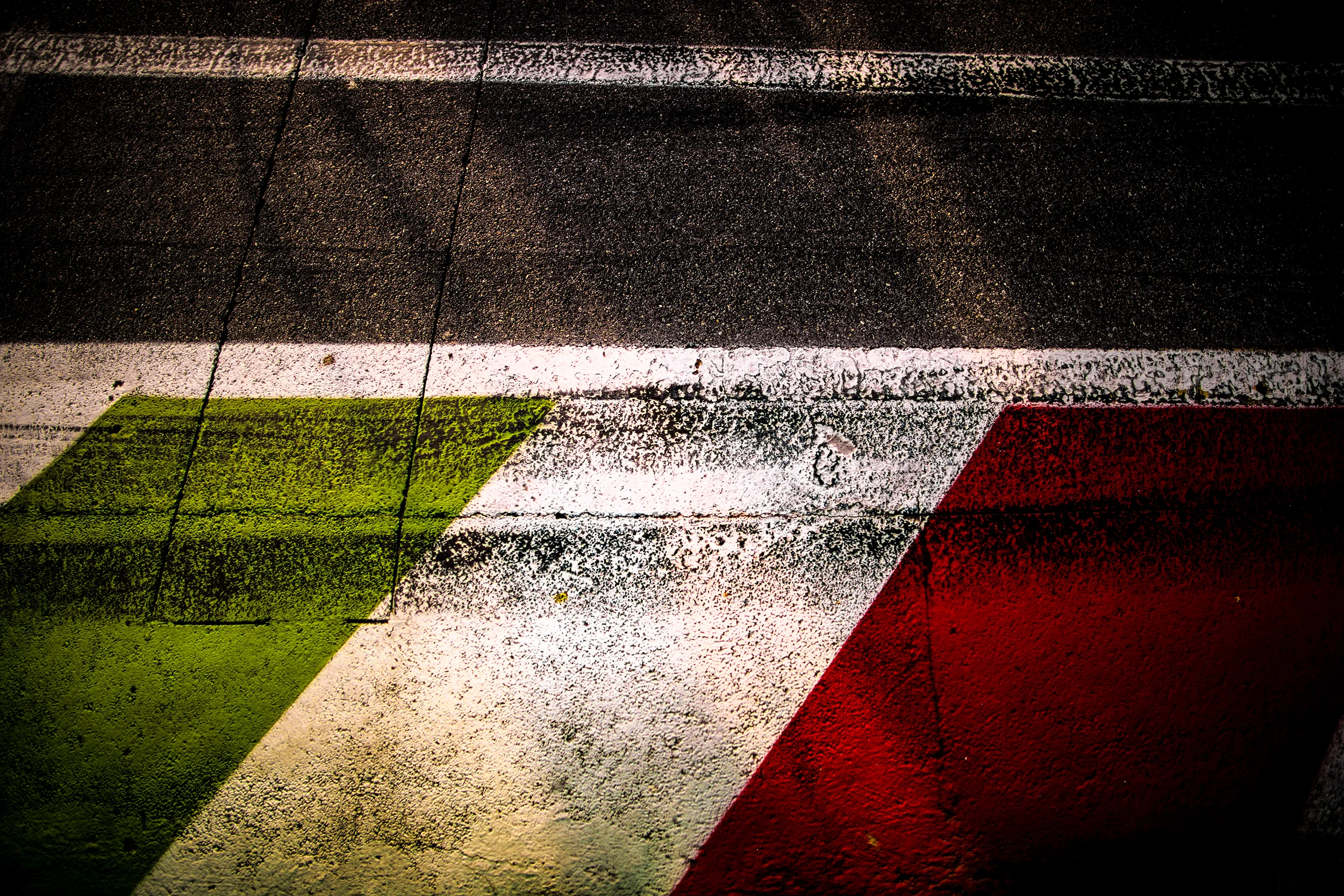 Monza kerbing