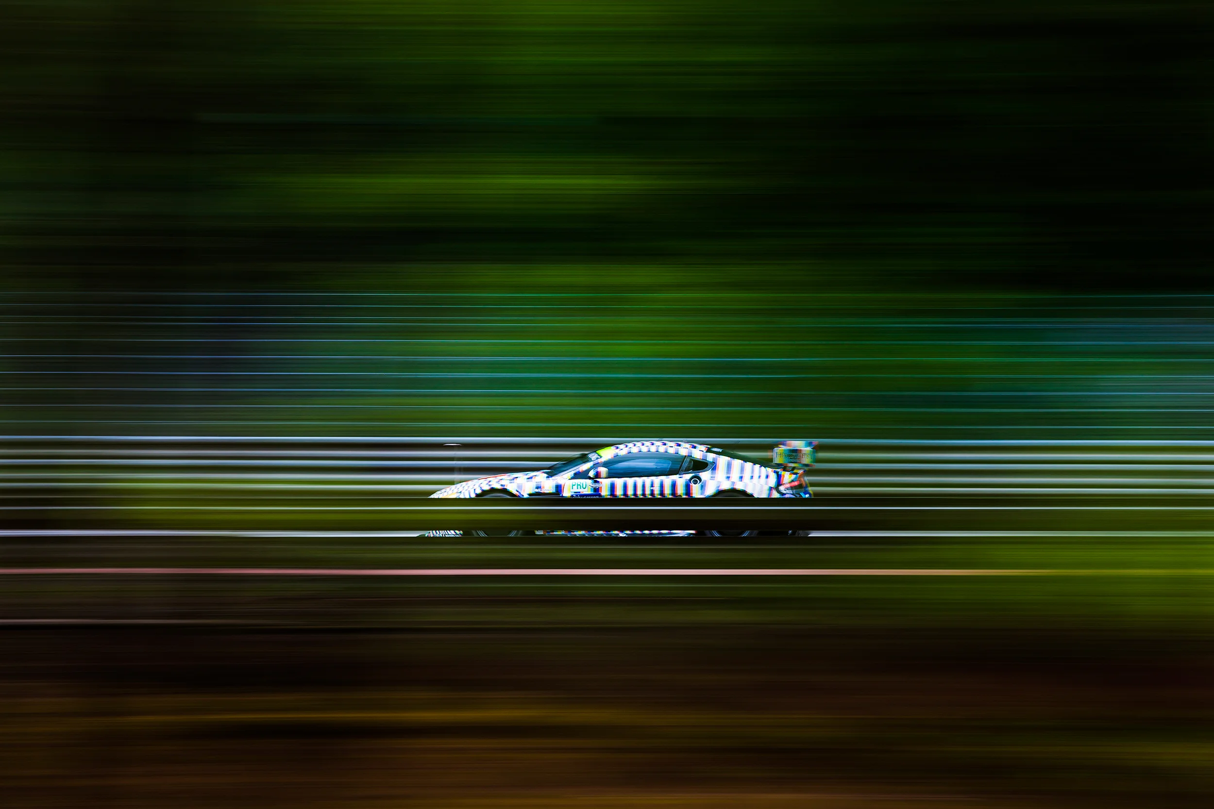 Rob Bell, Aston Martin Vantage