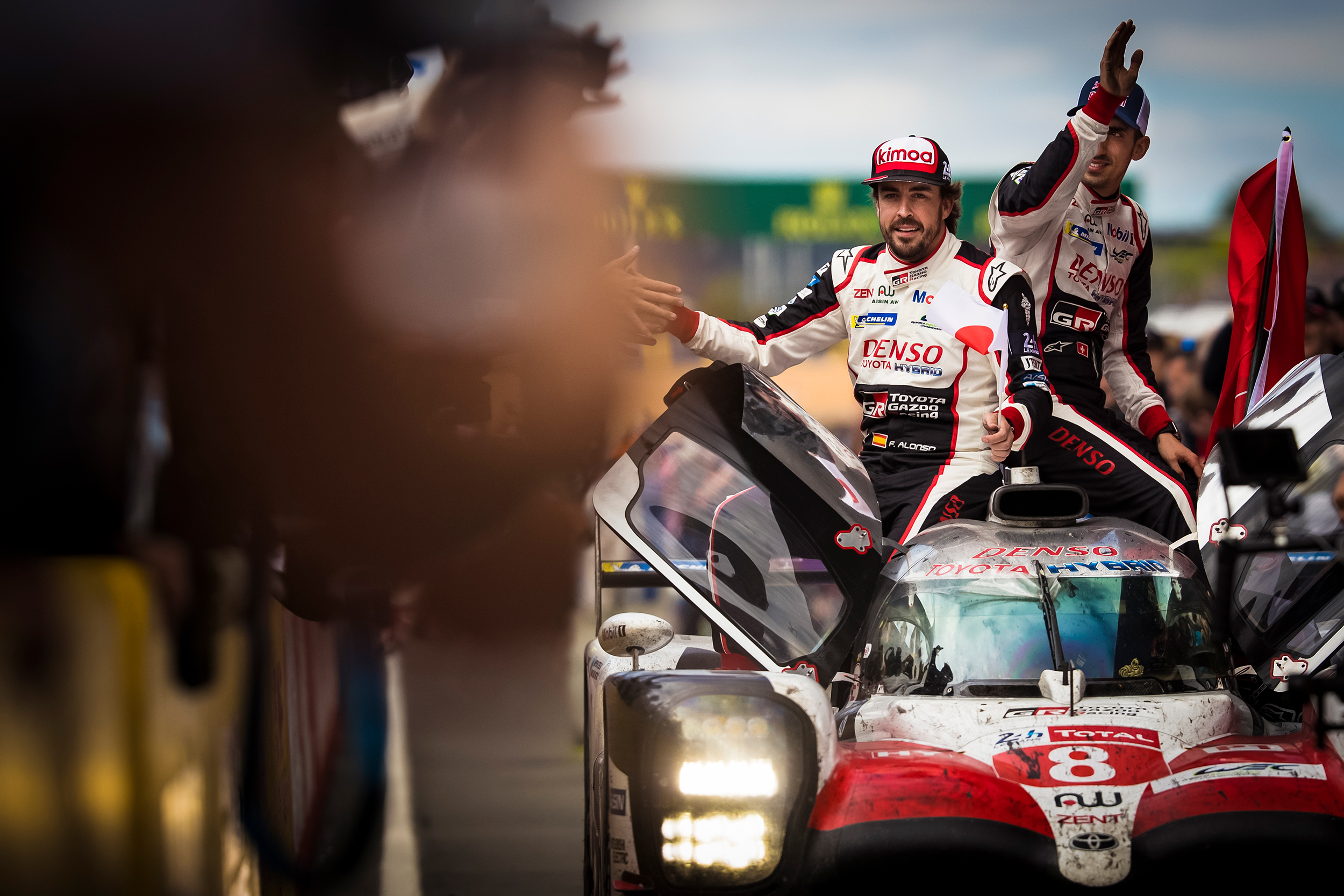 Alonso, Buemi and Nakajima celebrate victory