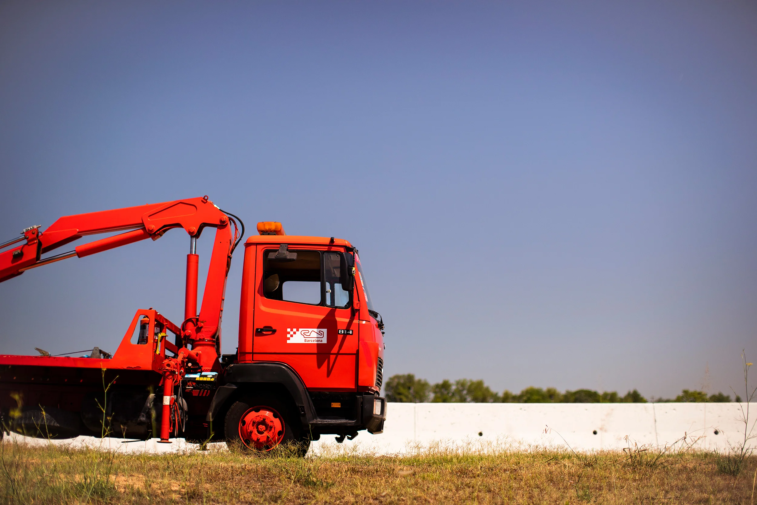 Barcelona circuit recovery truck