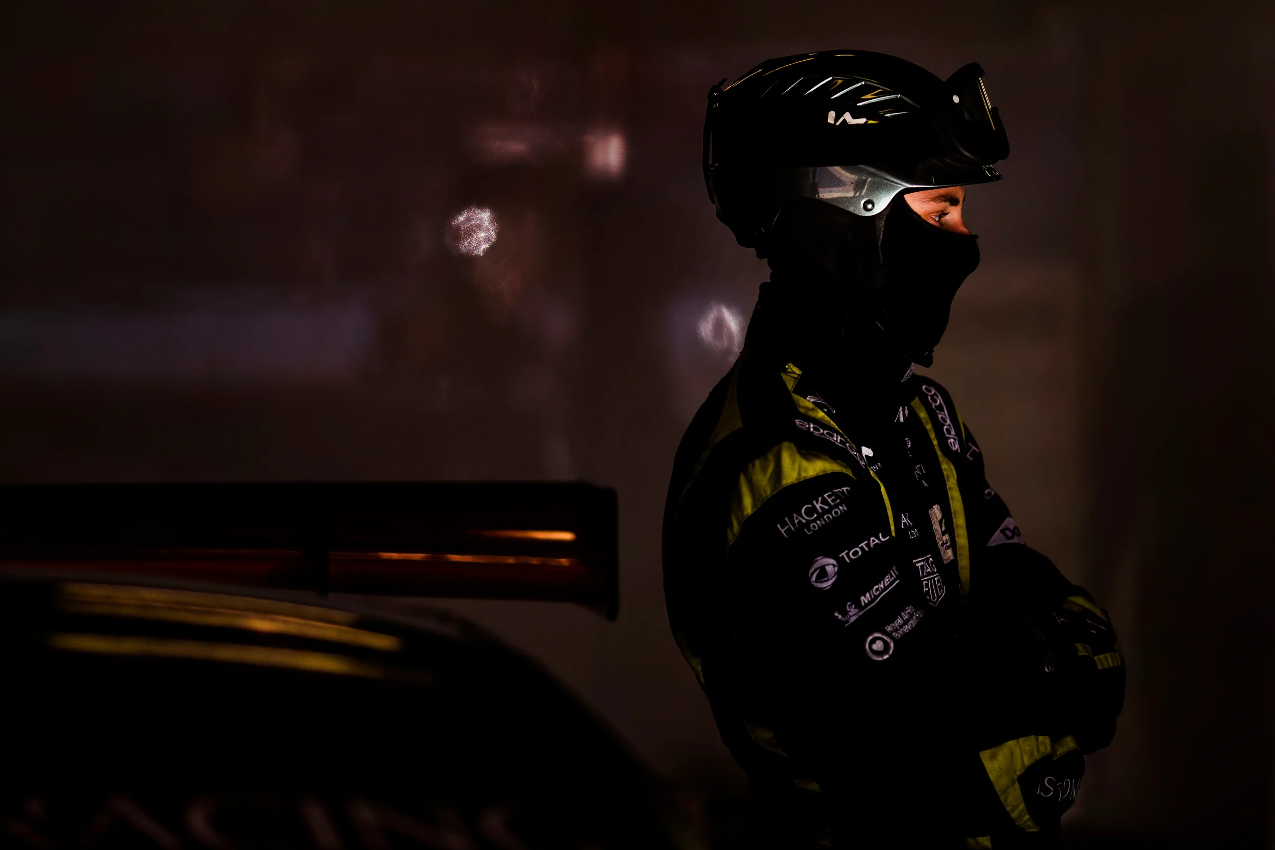 Aston Martin pit crew