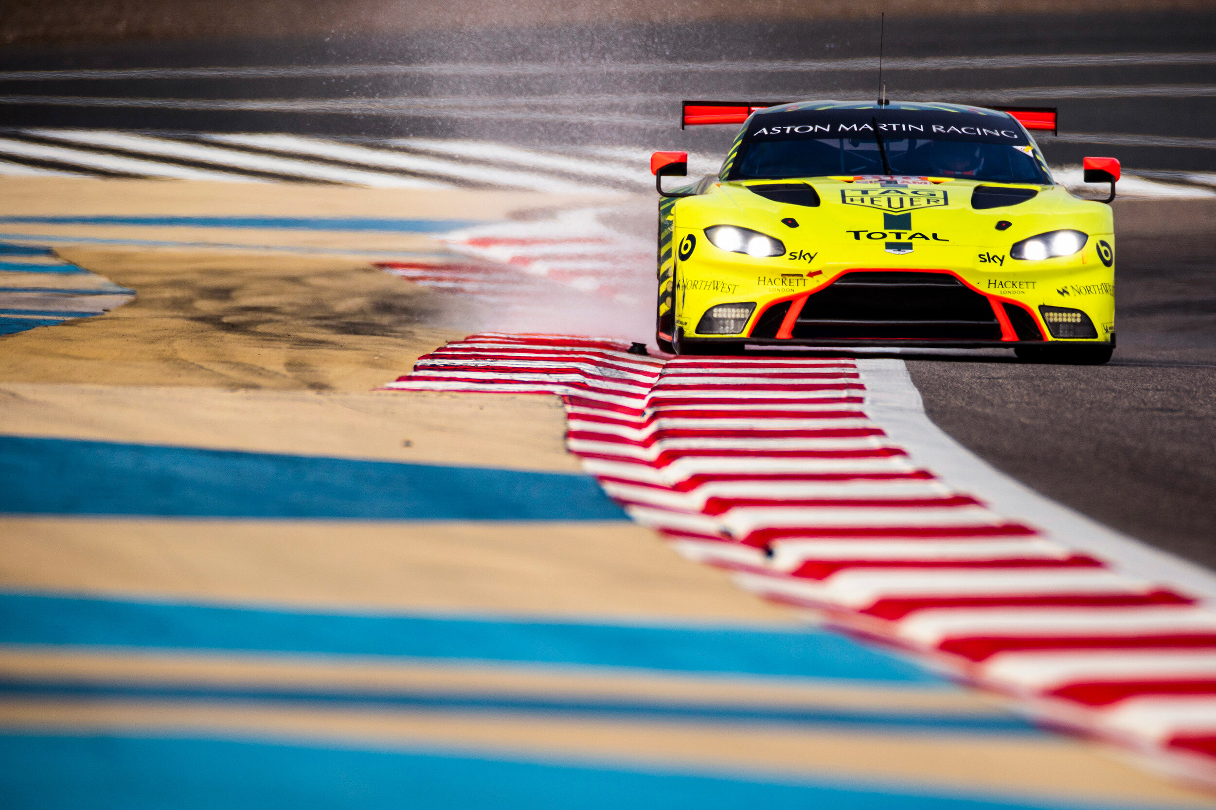 Alex Lynn, Aston Martin Vantage