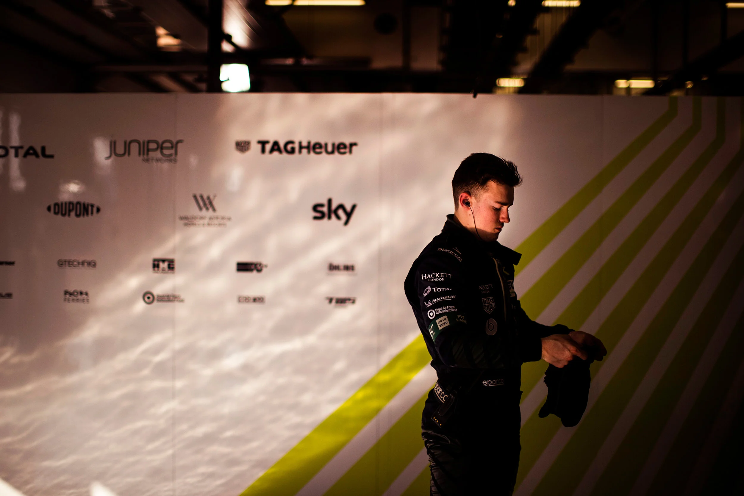 Aston Martin pit crew