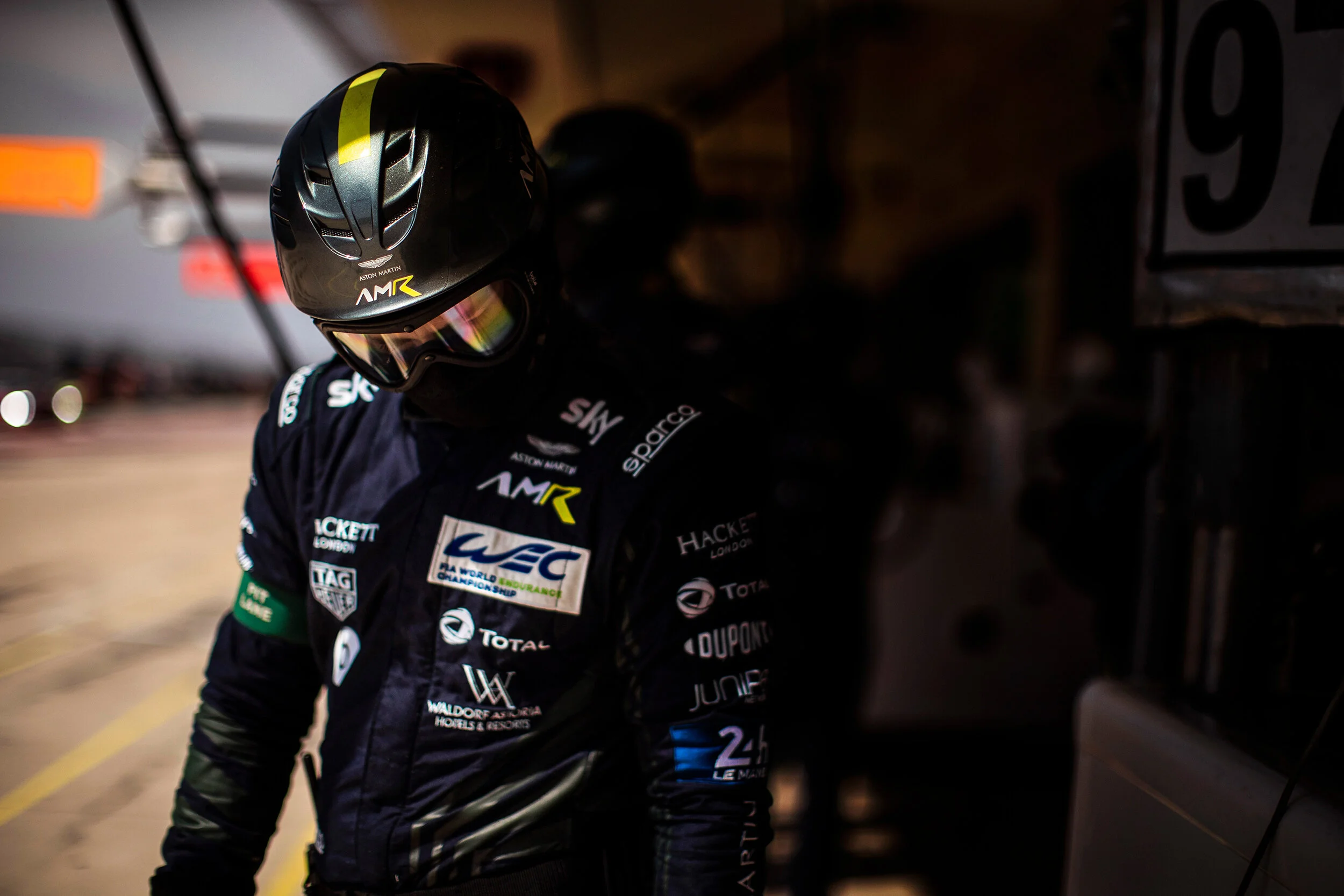 Aston Martin pit crew 