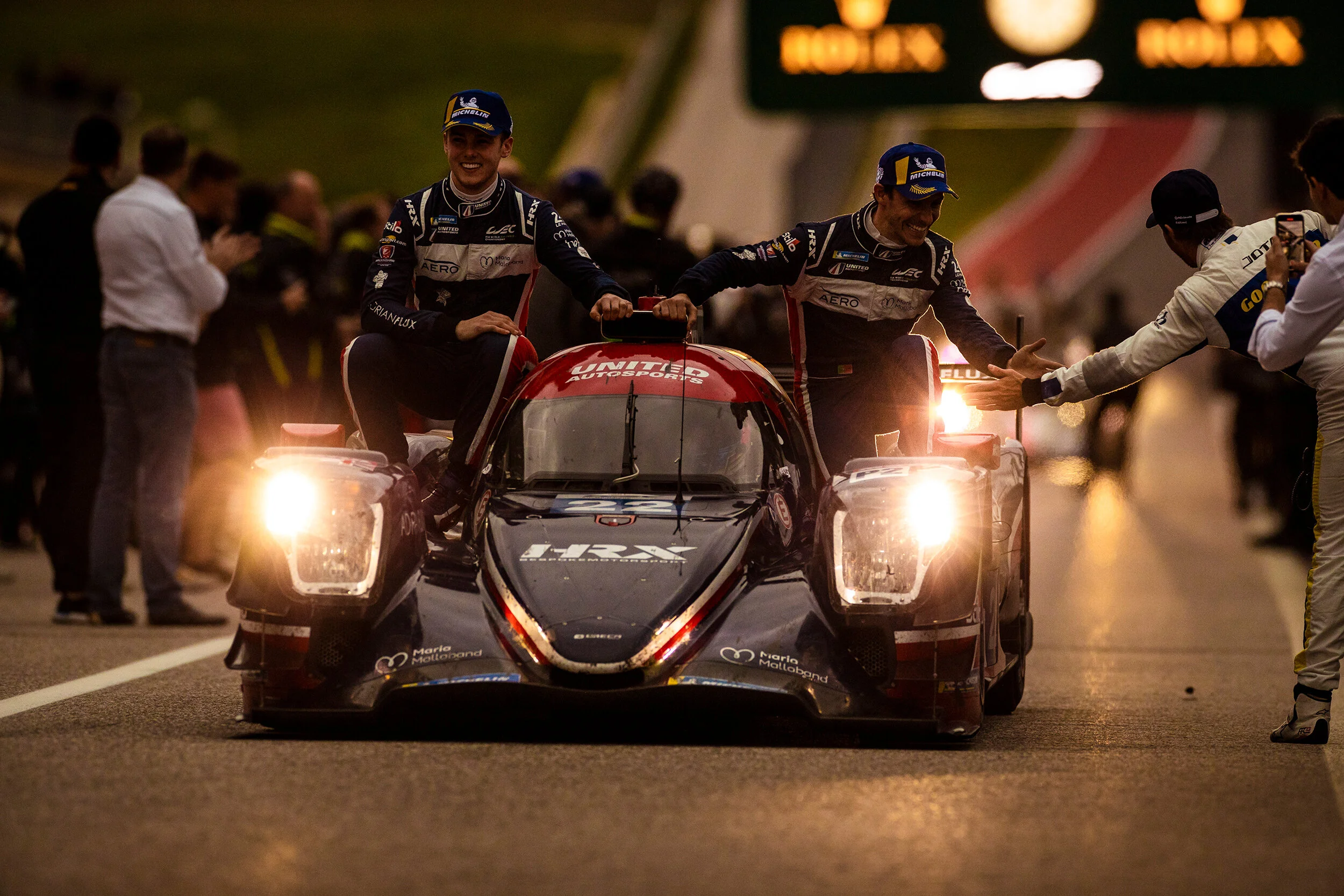 #22 United Autosports crew celebrate LMP 2 victory 