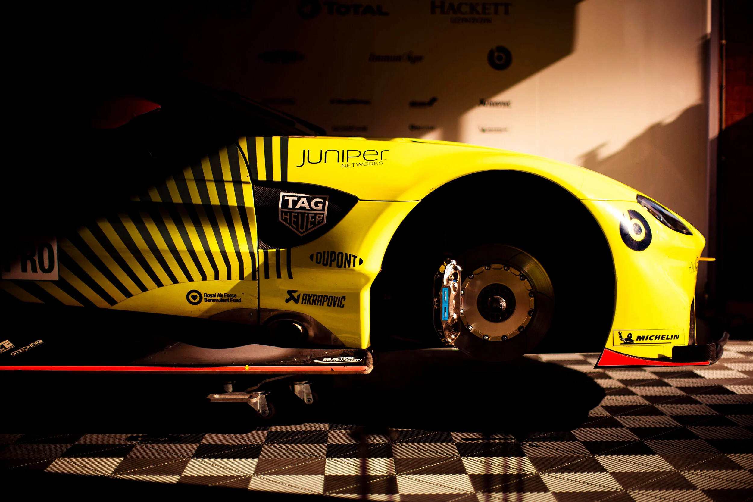 Aston Martin Vantage