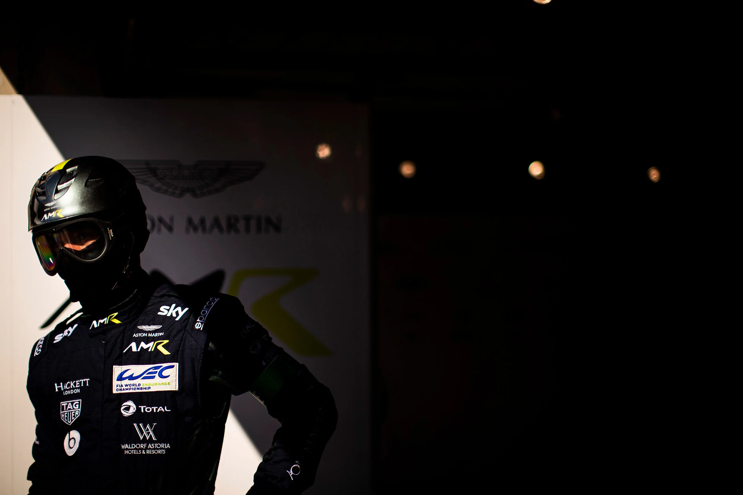 Aston Martin pit crew