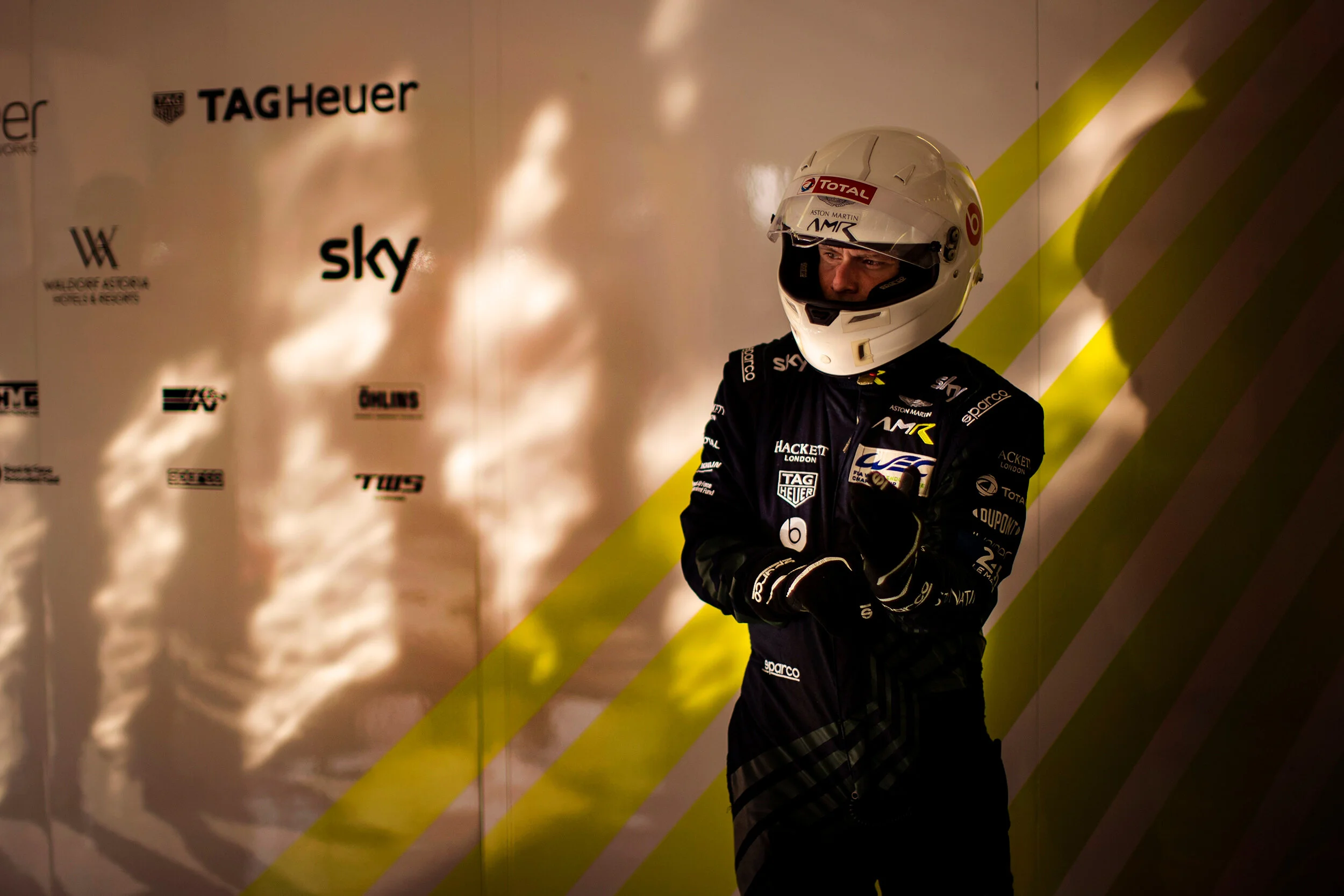 Aston Martin pit crew