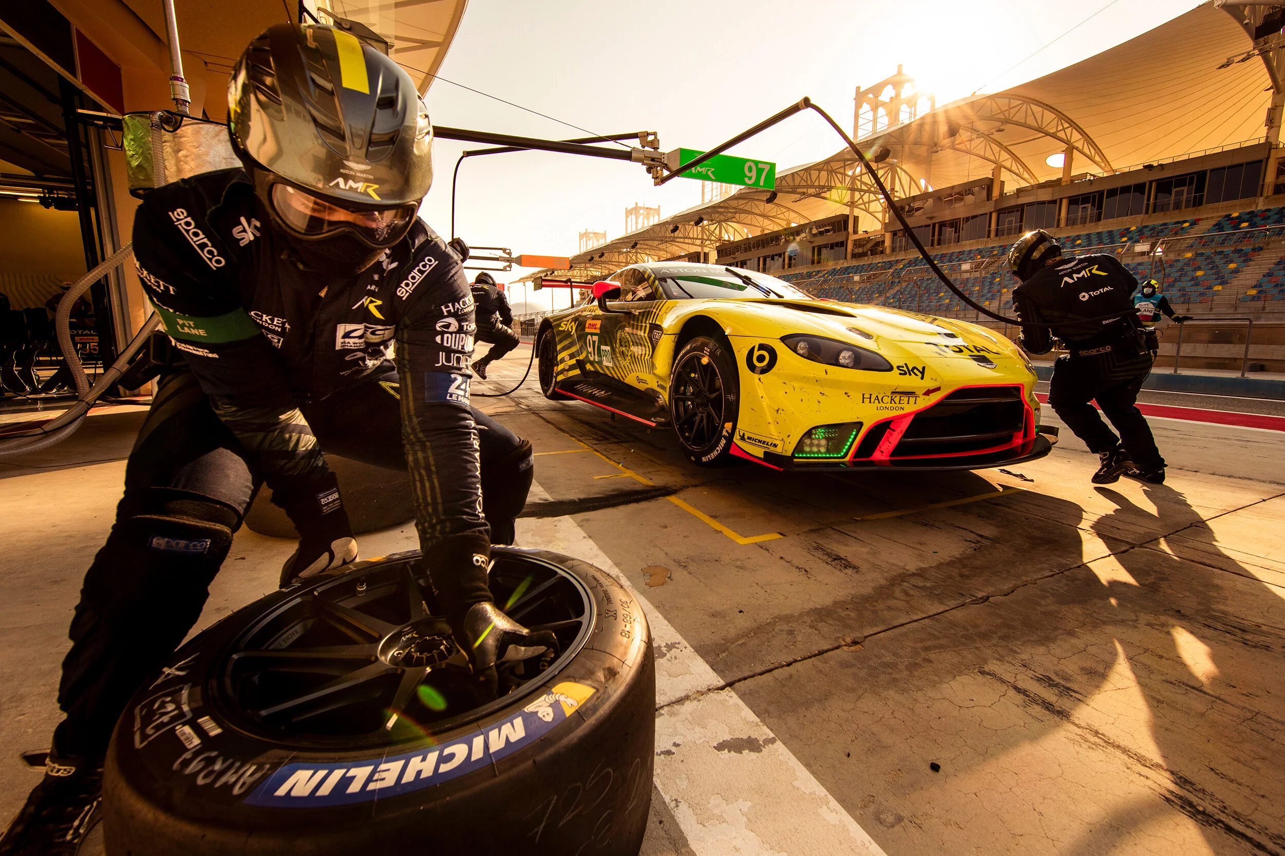 #97 Aston Martin Vantage pit stop