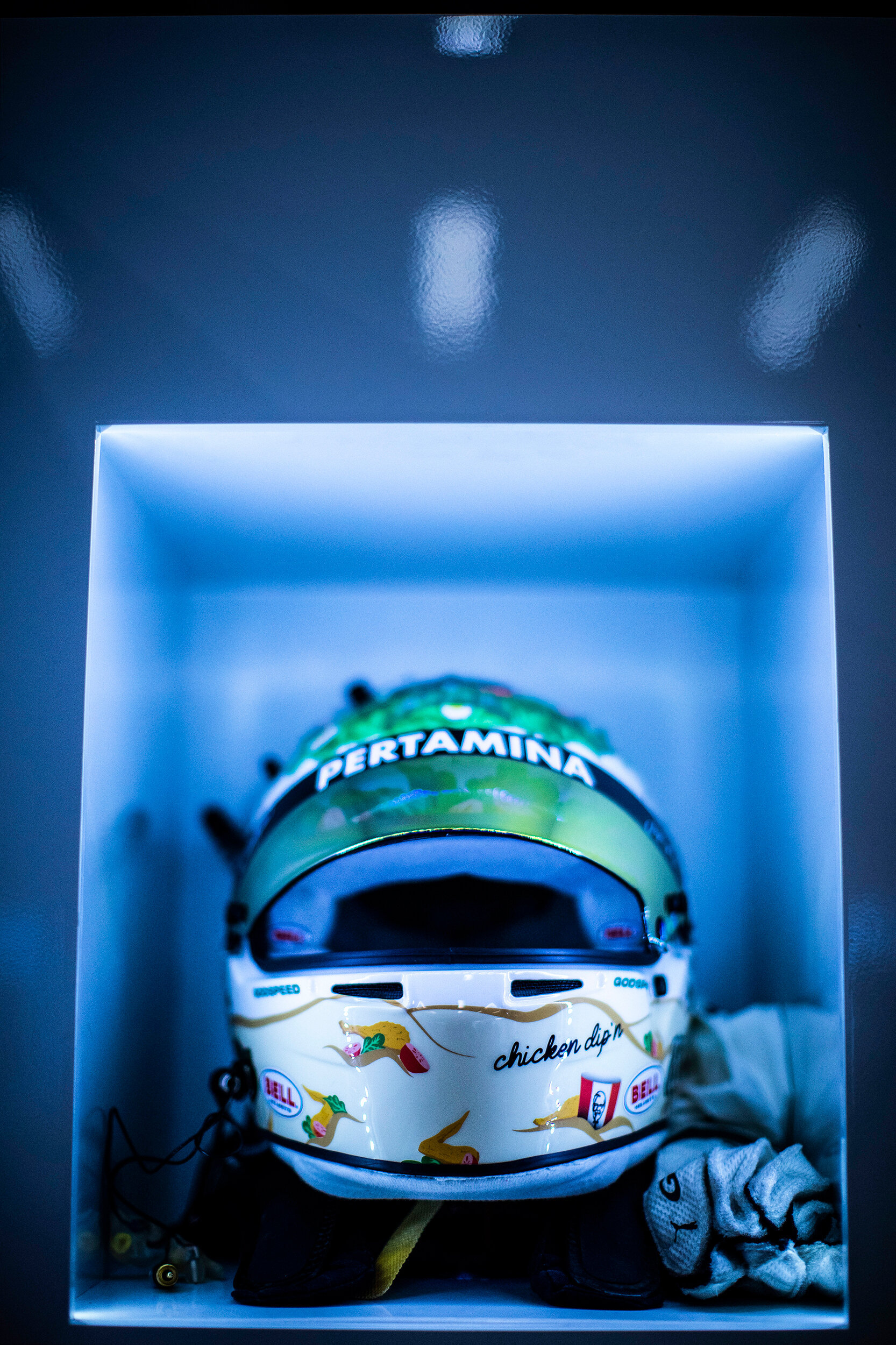 Sean Gelael's helmet