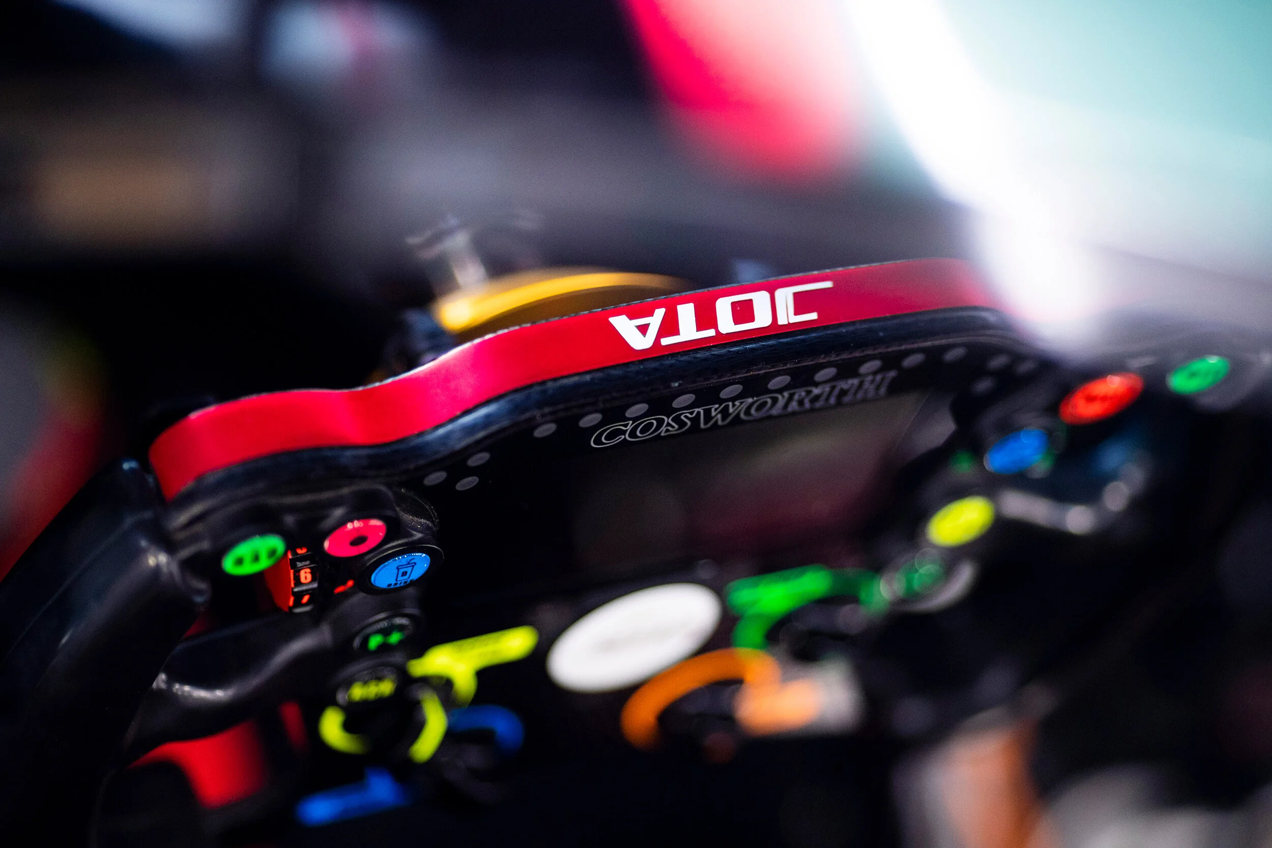 #28 Jota Oreca 07 - Gibson steering wheel