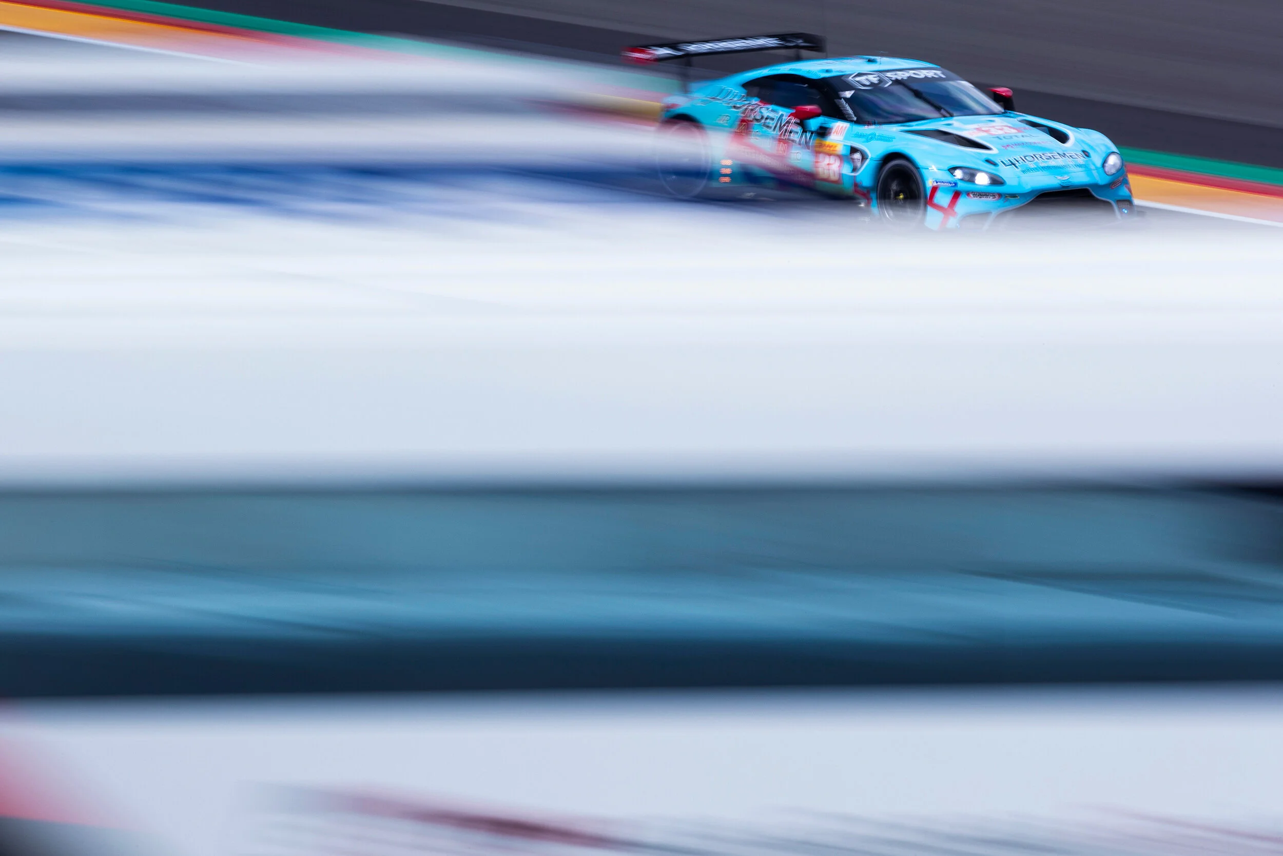 #33 Aston Martin Vantage