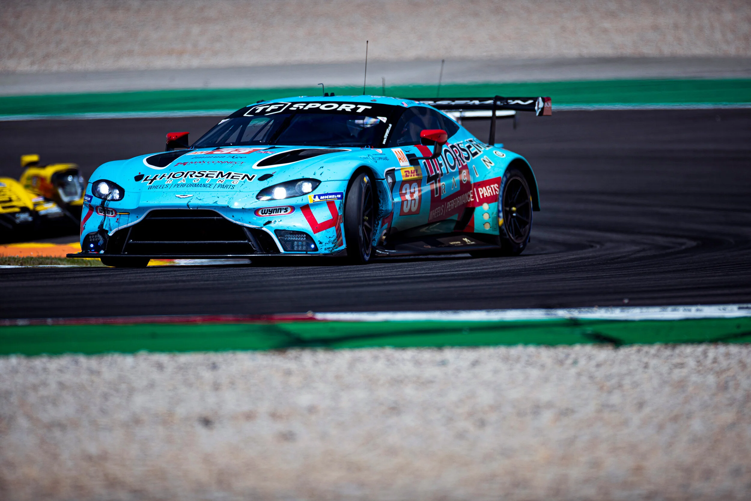 #33 Aston Martin Vantage