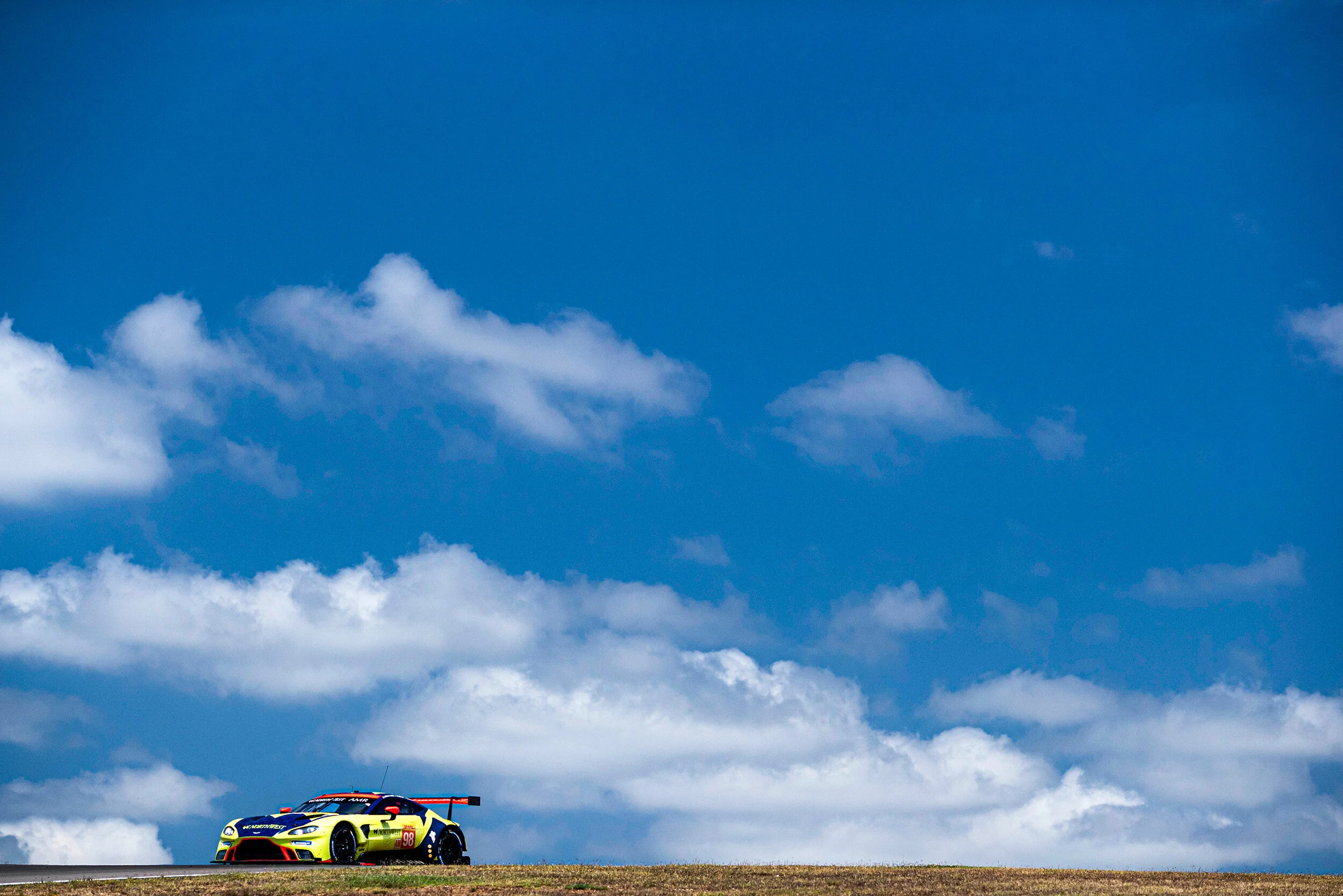 #98 Aston Martin Vantage 