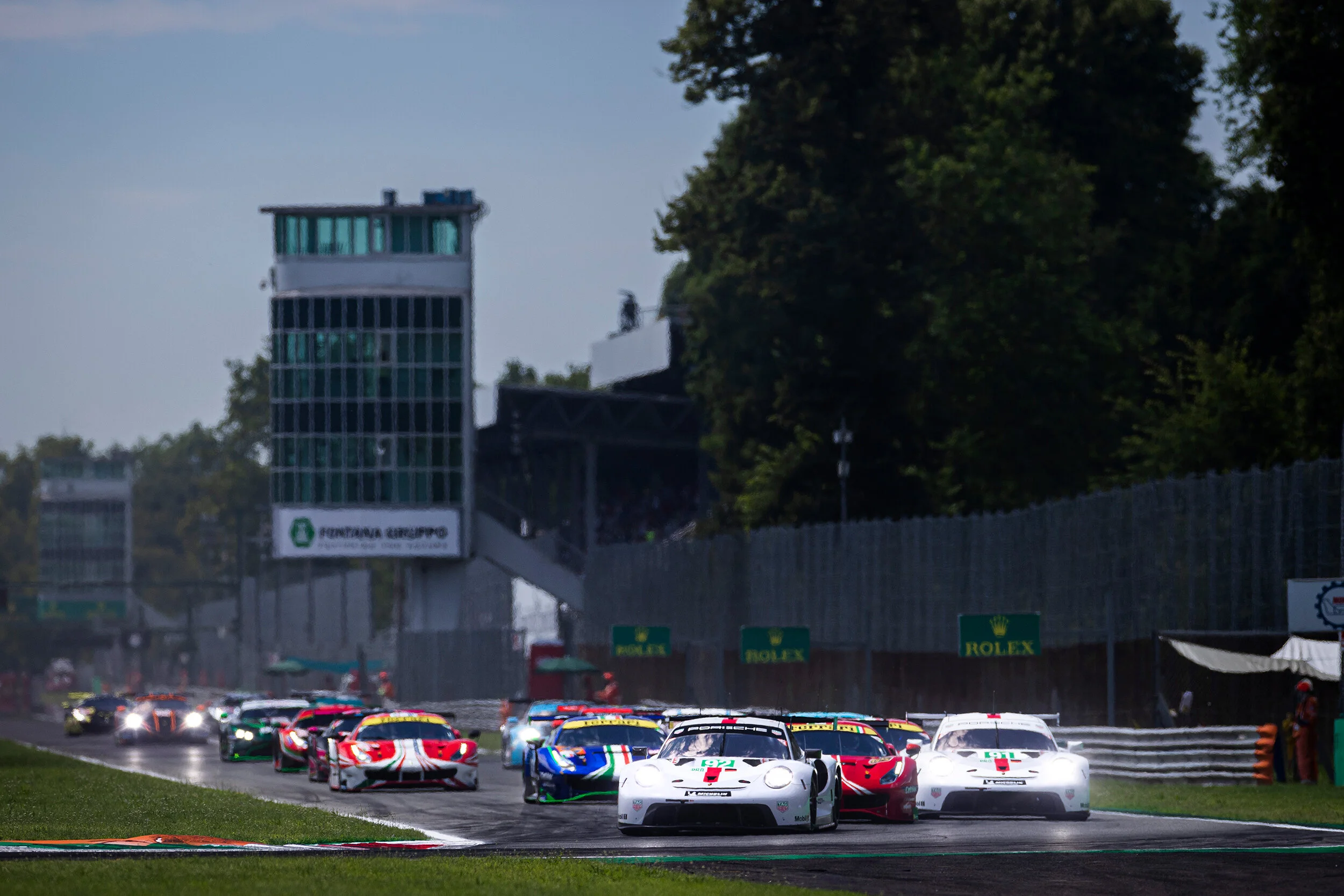 GTE Race Start