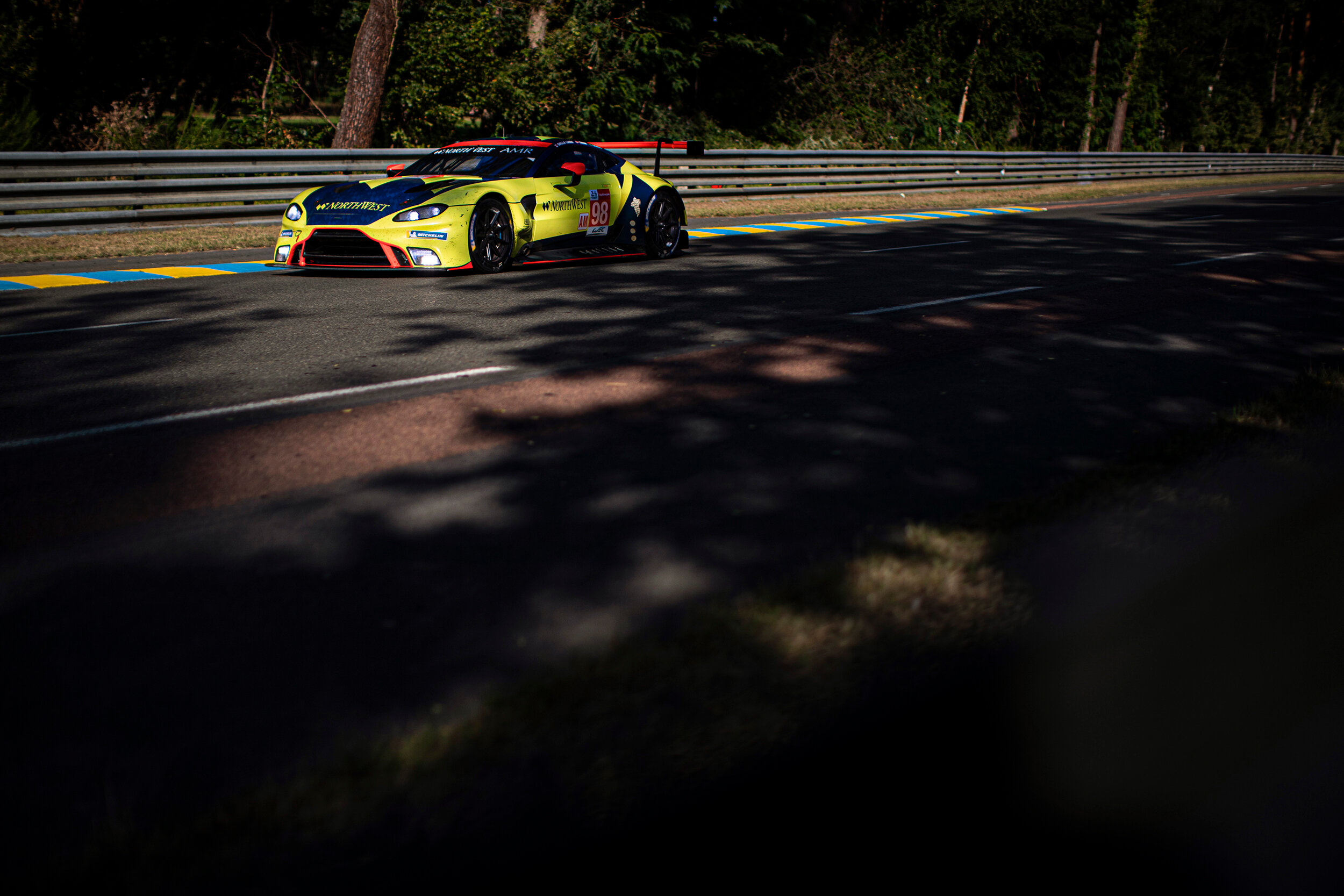 #98 Aston Martin Vantage