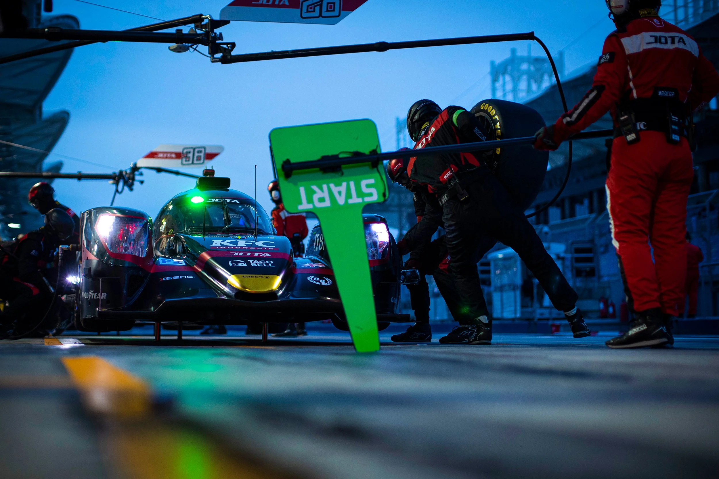 #28 Jota Oreca Pit Stop
