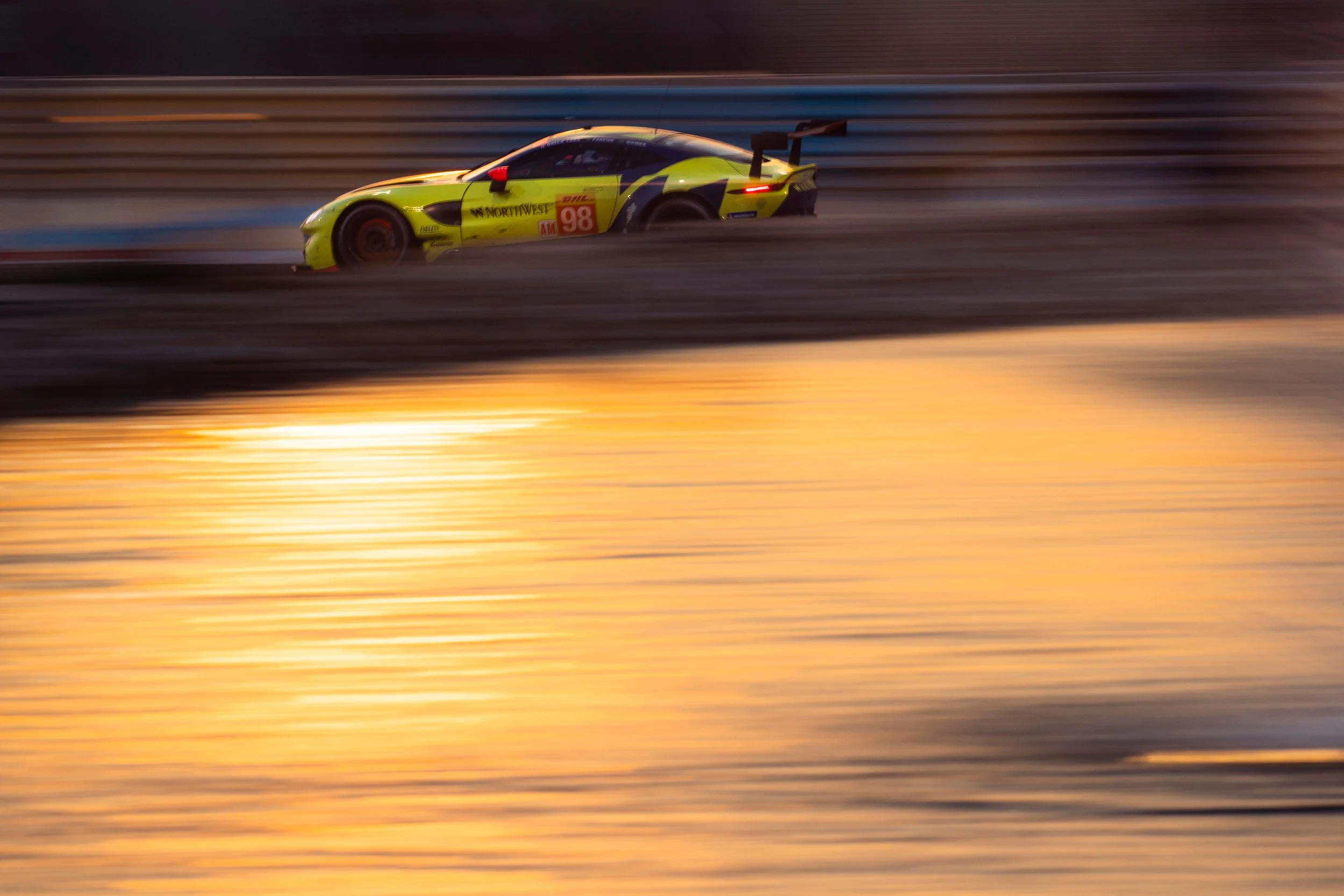 #98 Aston Martin Vantage 