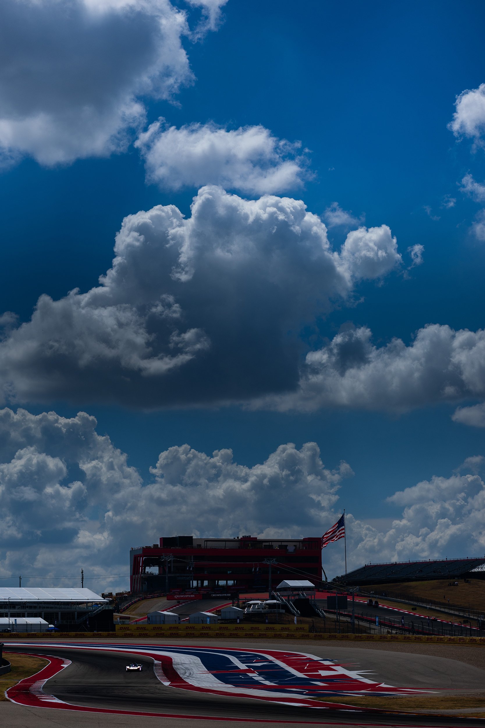WEC526_090511491507199DG.jpg