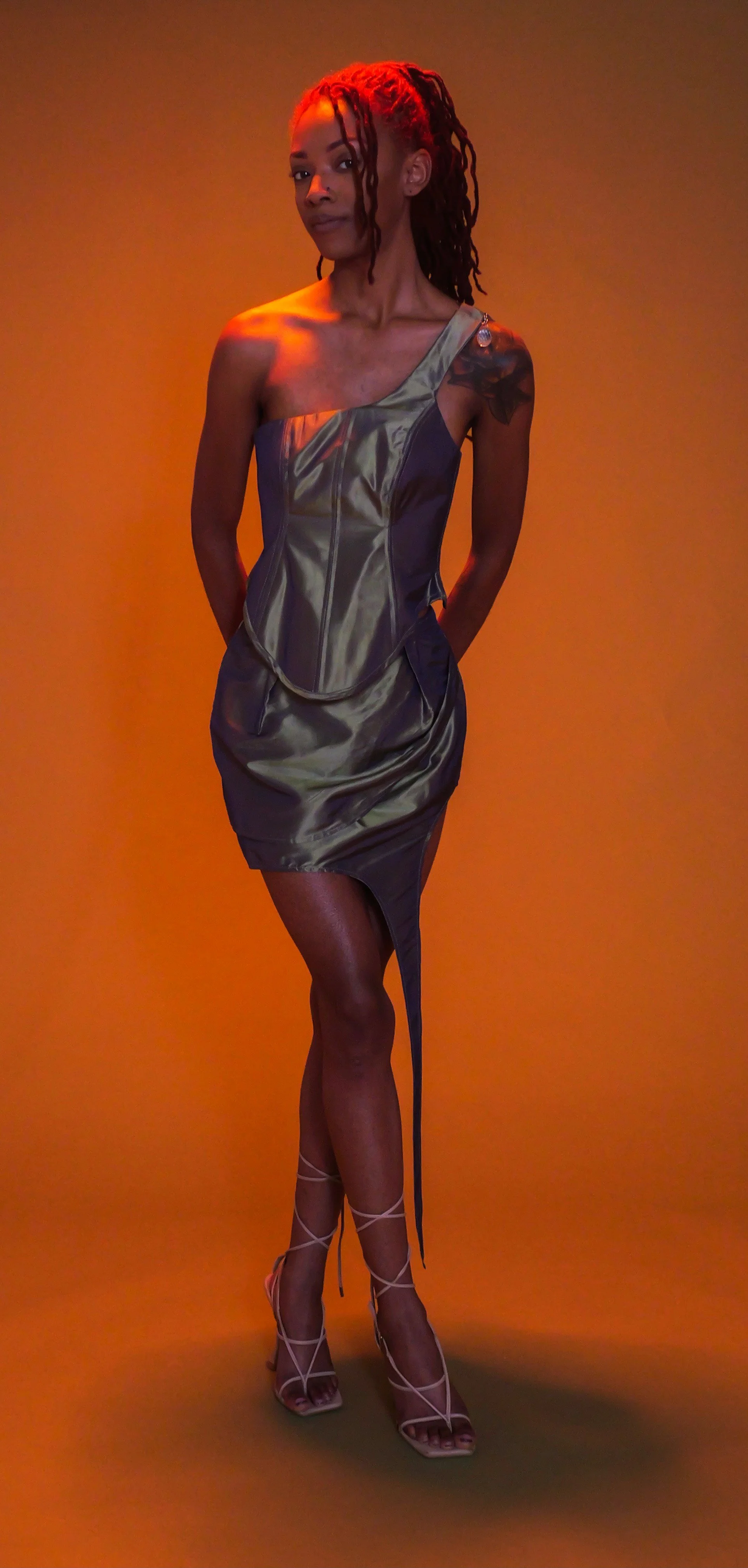 TWO-TONED LAYERED MINI SKIRT