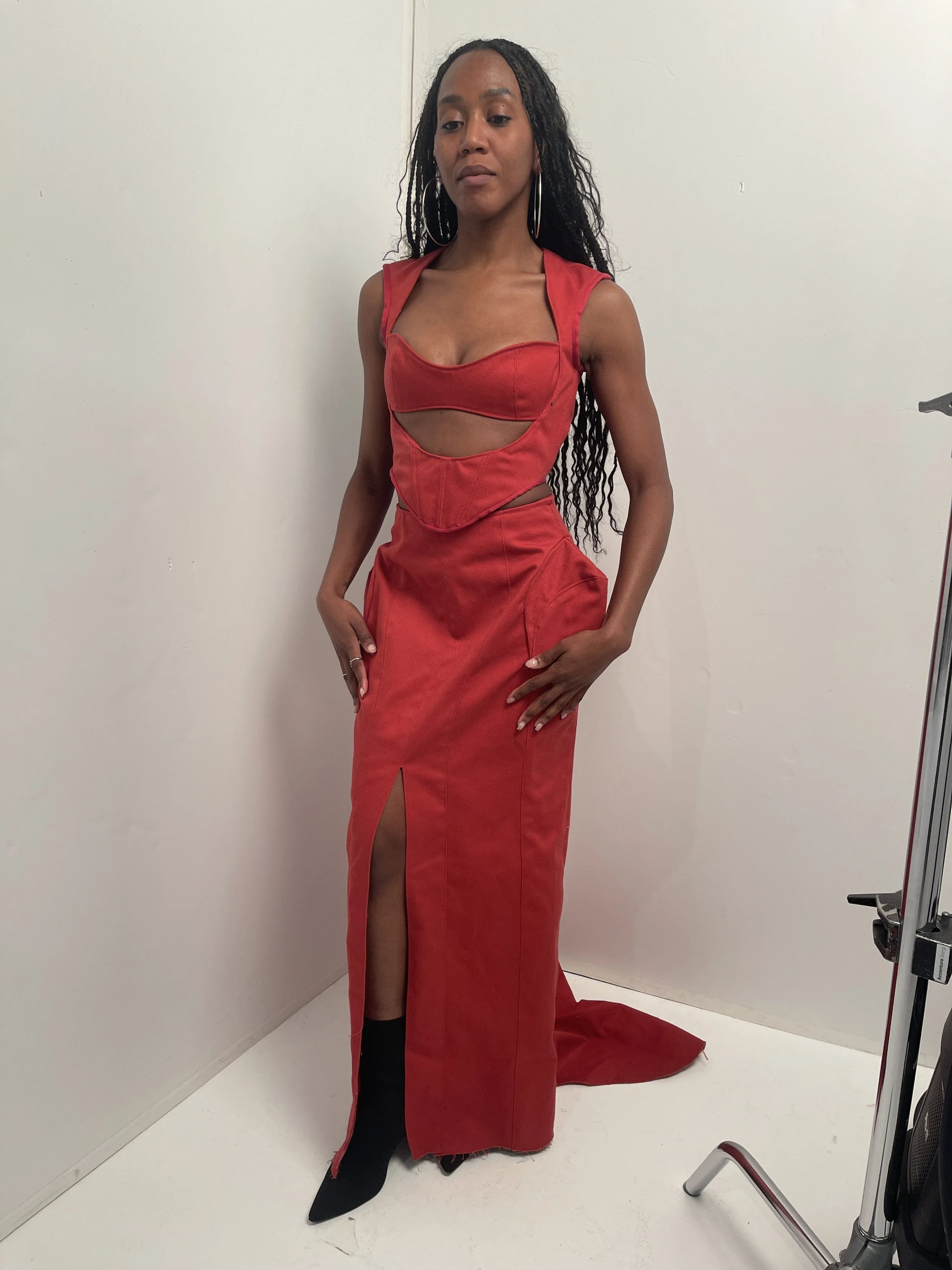 STRUCTURED MAXI SKIRT