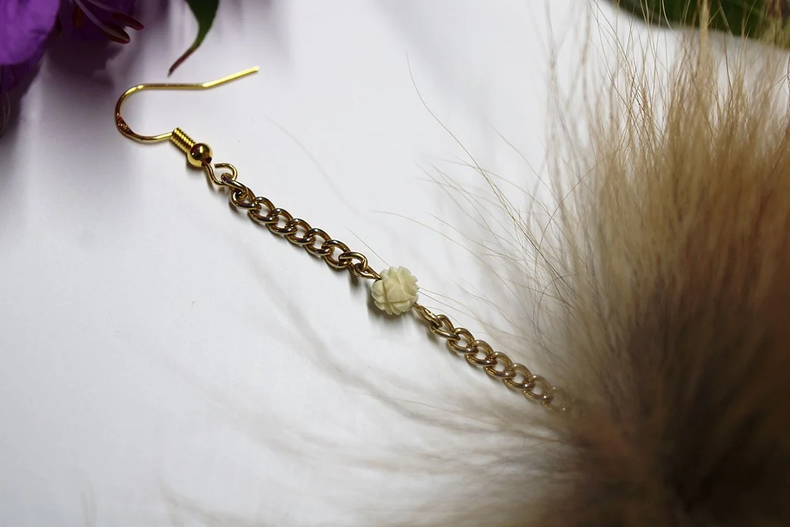 Earrings_FX2403_04.jpg