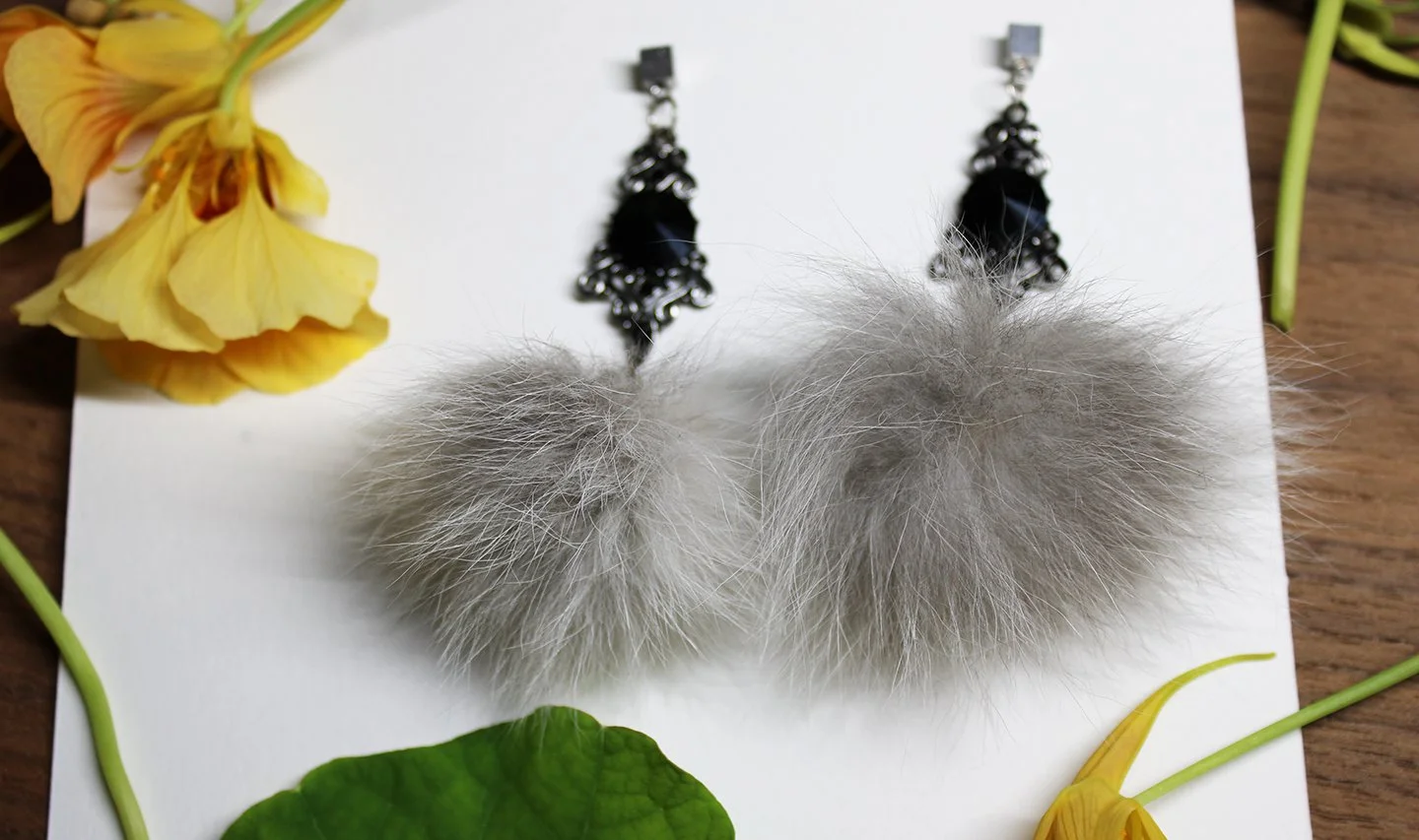 Earrings_FX_2404_02.jpg