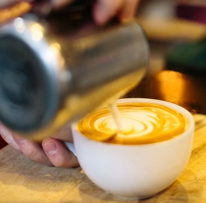 Barista_7_Pour_Color.jpeg
