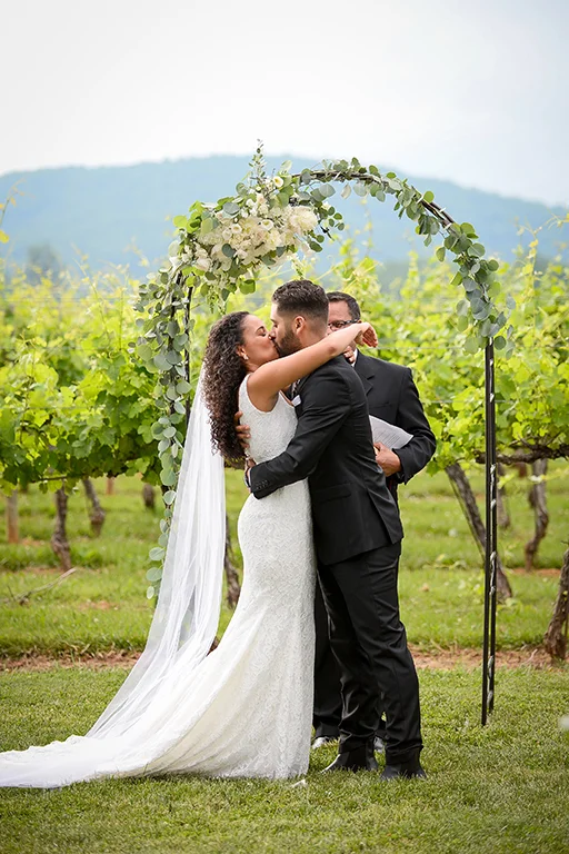 vineyard_wedding_035.jpg