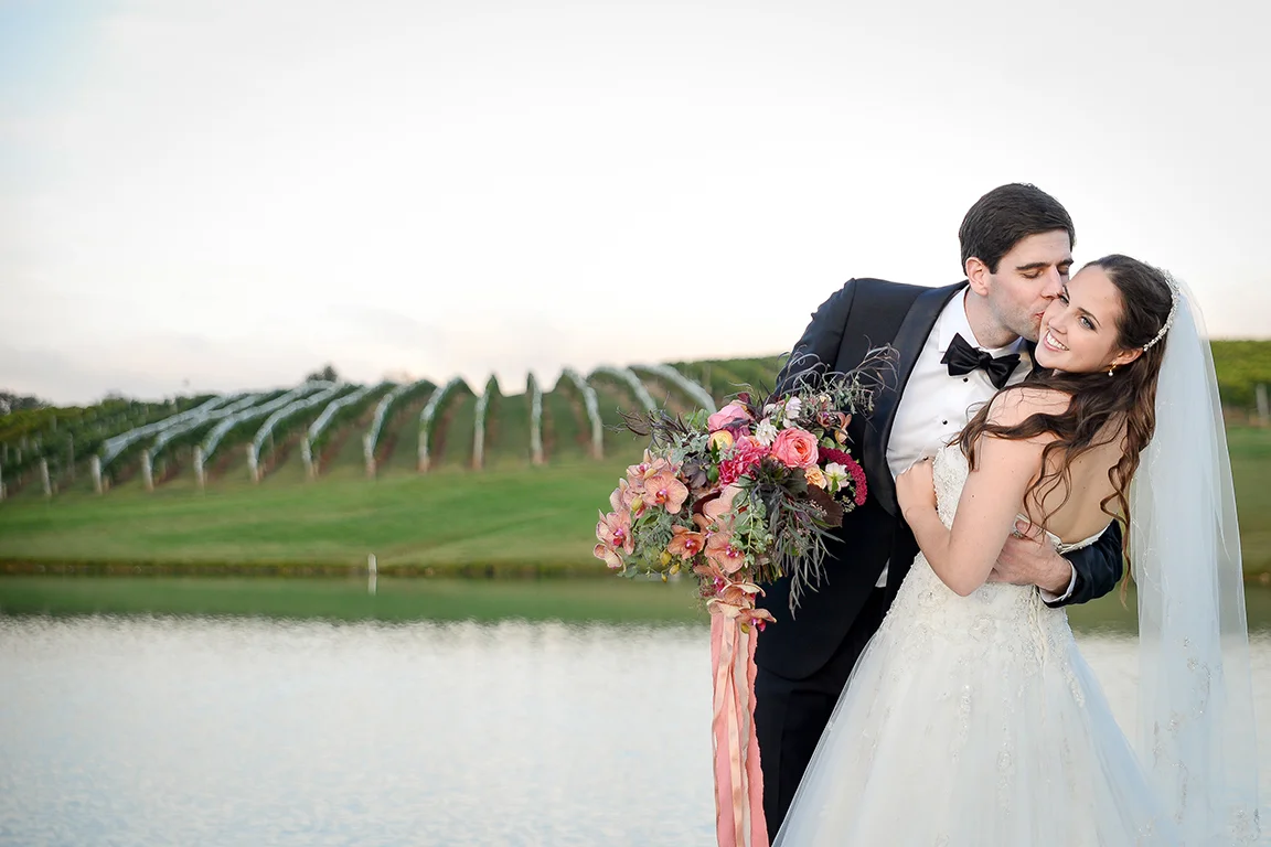 vineyard_wedding_060.jpg