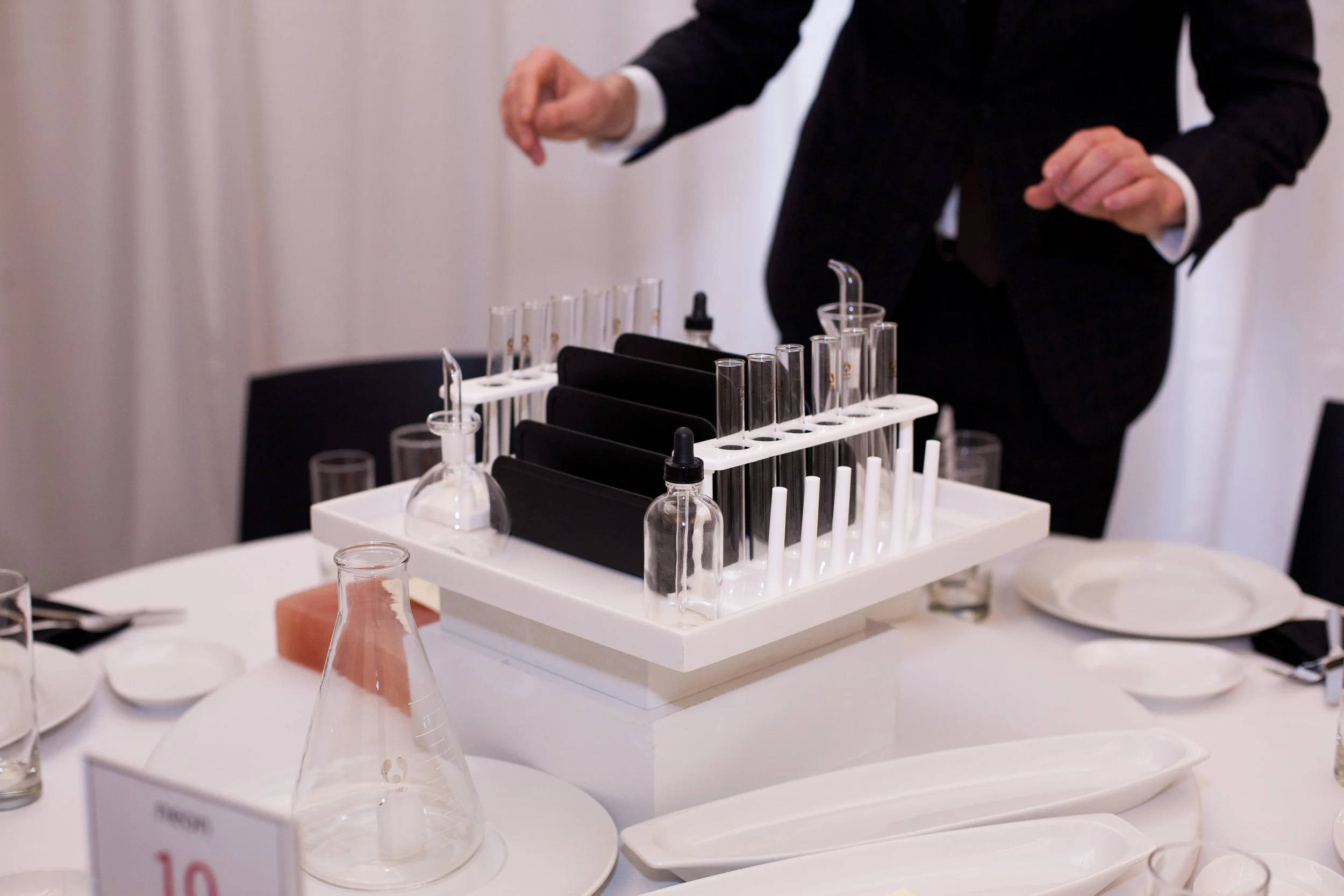 The Science of Cooking: Aka Molecular Gastronomy by Those Who Know Their Molecules