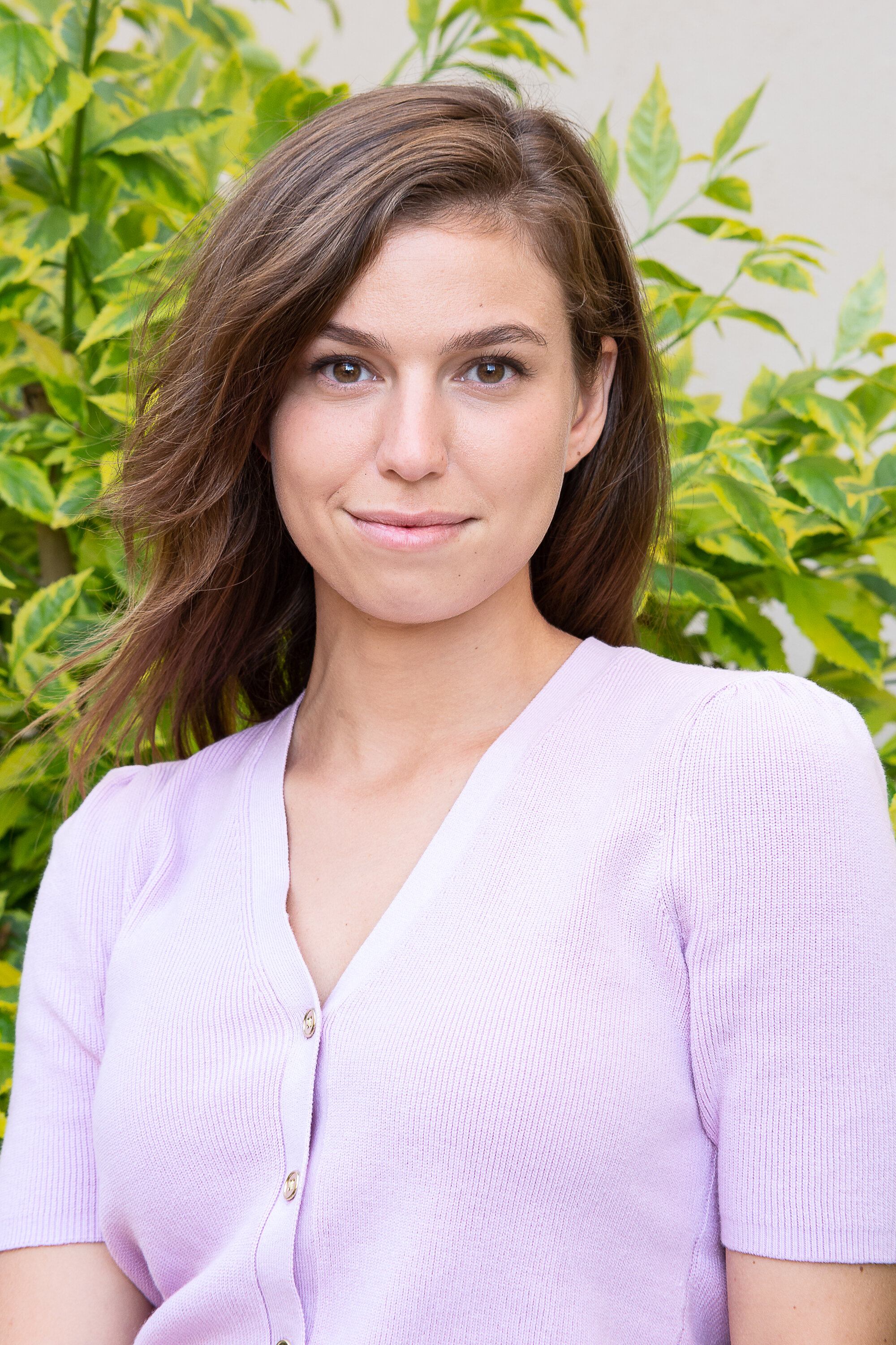 Liz Headshot-3-2.jpg