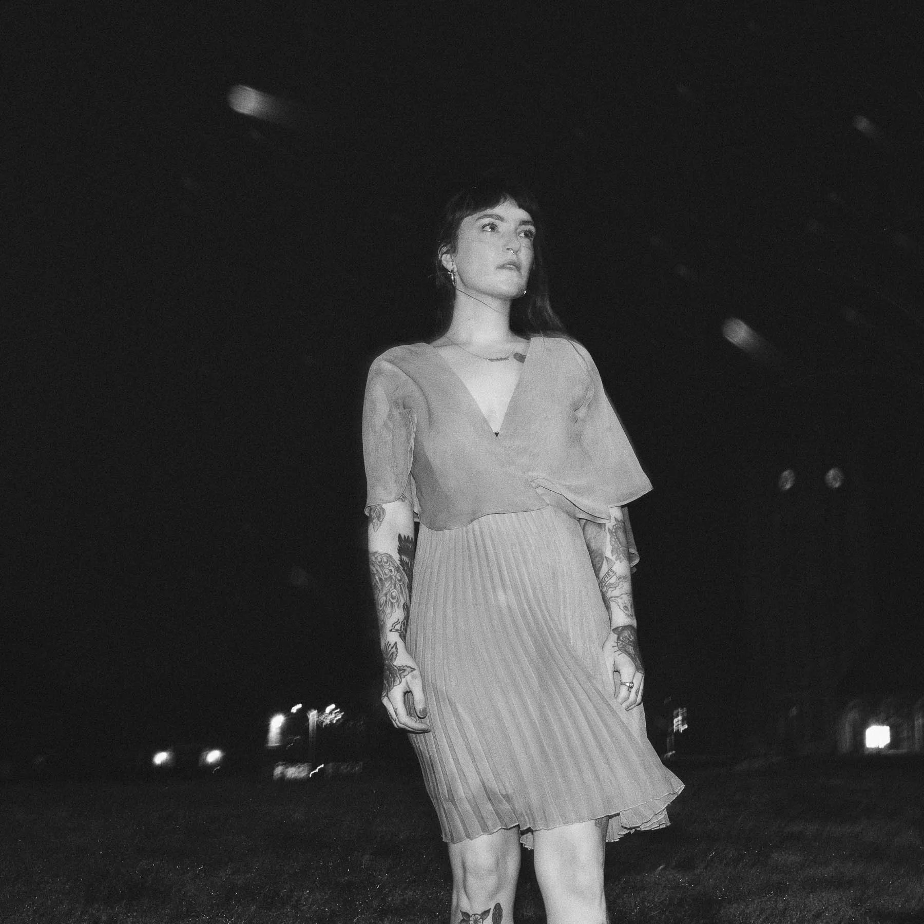 Portrait, Chicago, Lakeview, Night Portrait, Tattoos, Hand Tattoos
