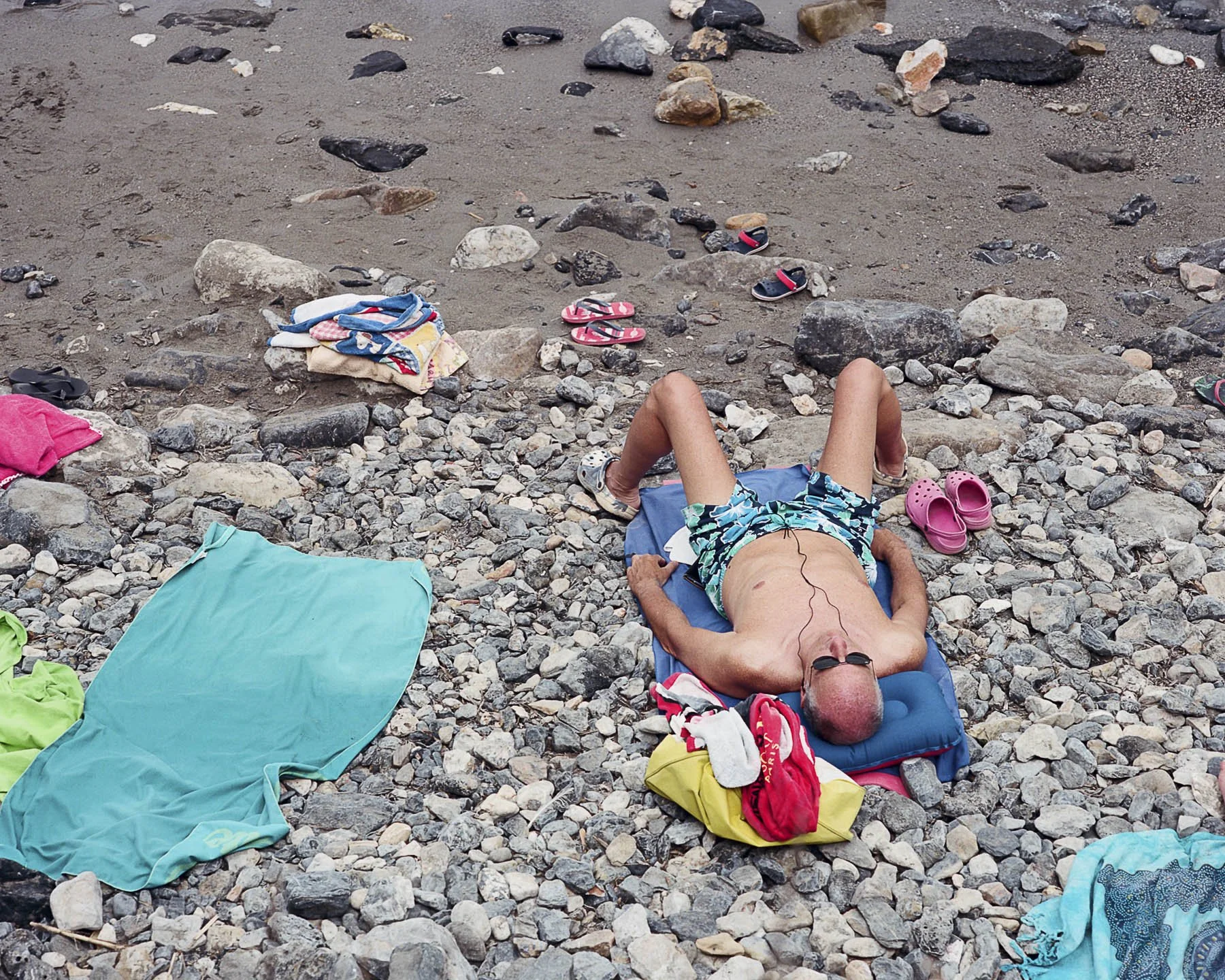Beach, Italy, Europe, Italian summer, Film, Medium Format Film, Pentax, Kodak Portra, Summer, Italian, Vacation, Sunbathe, Crocs, Sandals, Beach towel, Portovenere, Cinque Terre, Palmaria, Island
