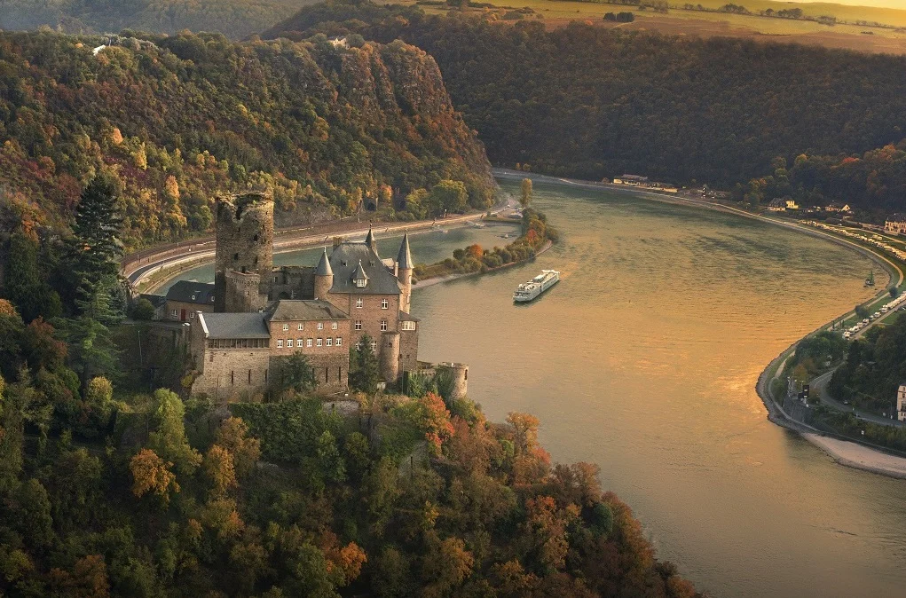CC_Longships_Rhine_Katz_Castle_TYPE.jpg