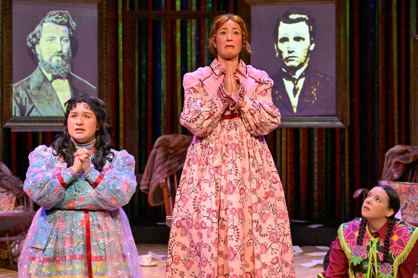  Kelsey Wavey, Cheri Maracle, and Lisa Nasson in "Women of the Fur Trade" by Frances Končan. Photo by Fred Cattroll.