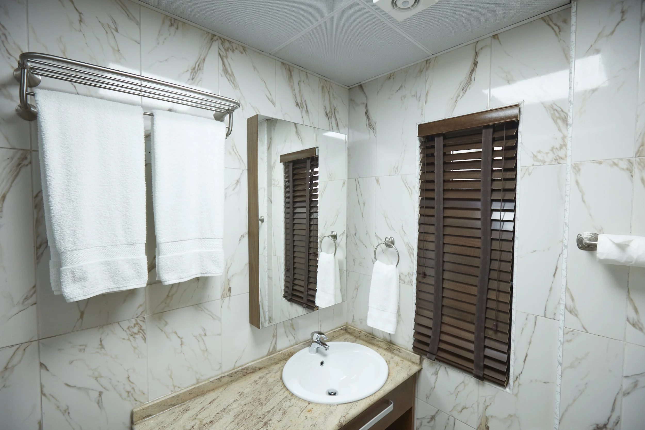 Sink Area.jpg