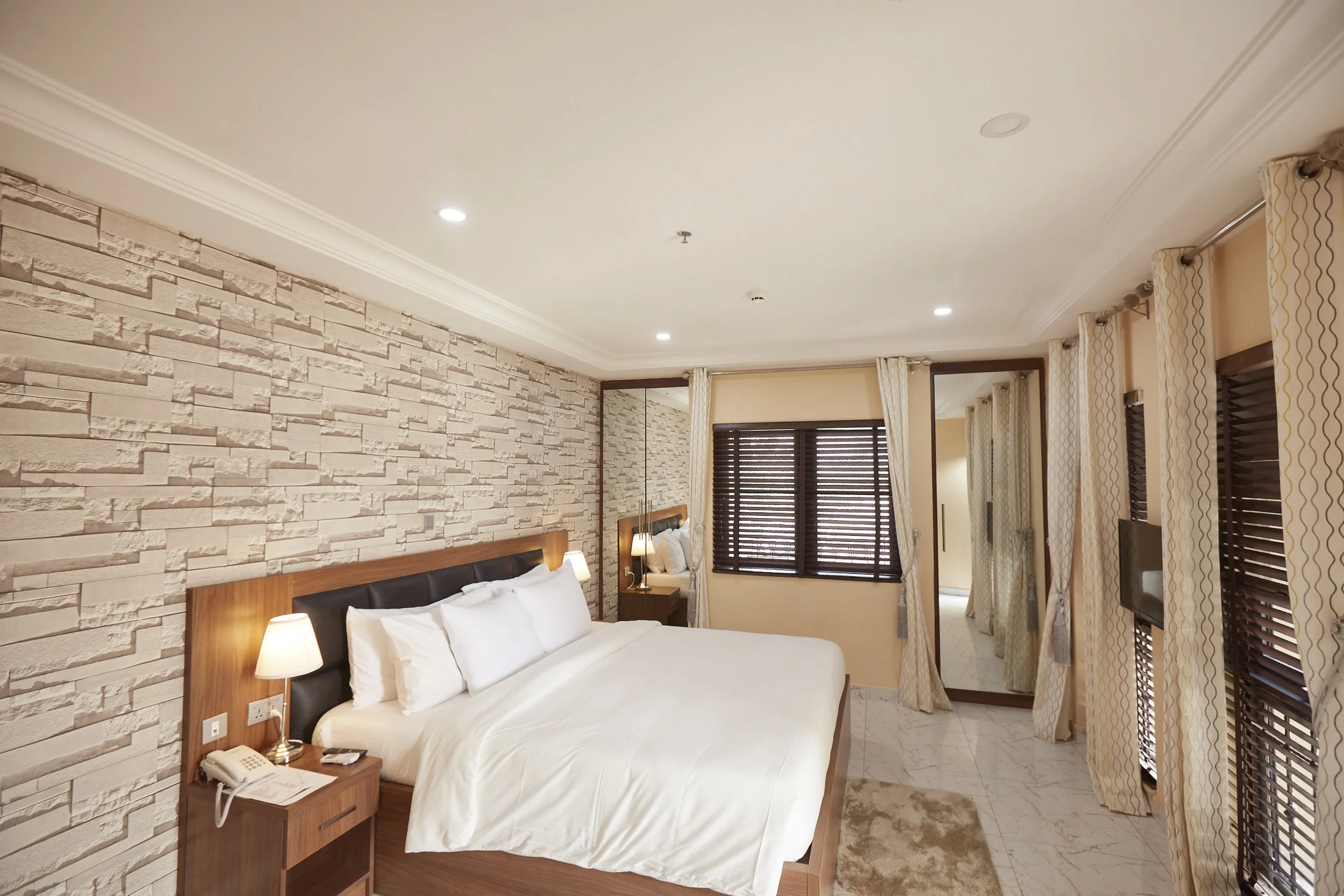 2 Bed Royale Bedroom 2.jpg