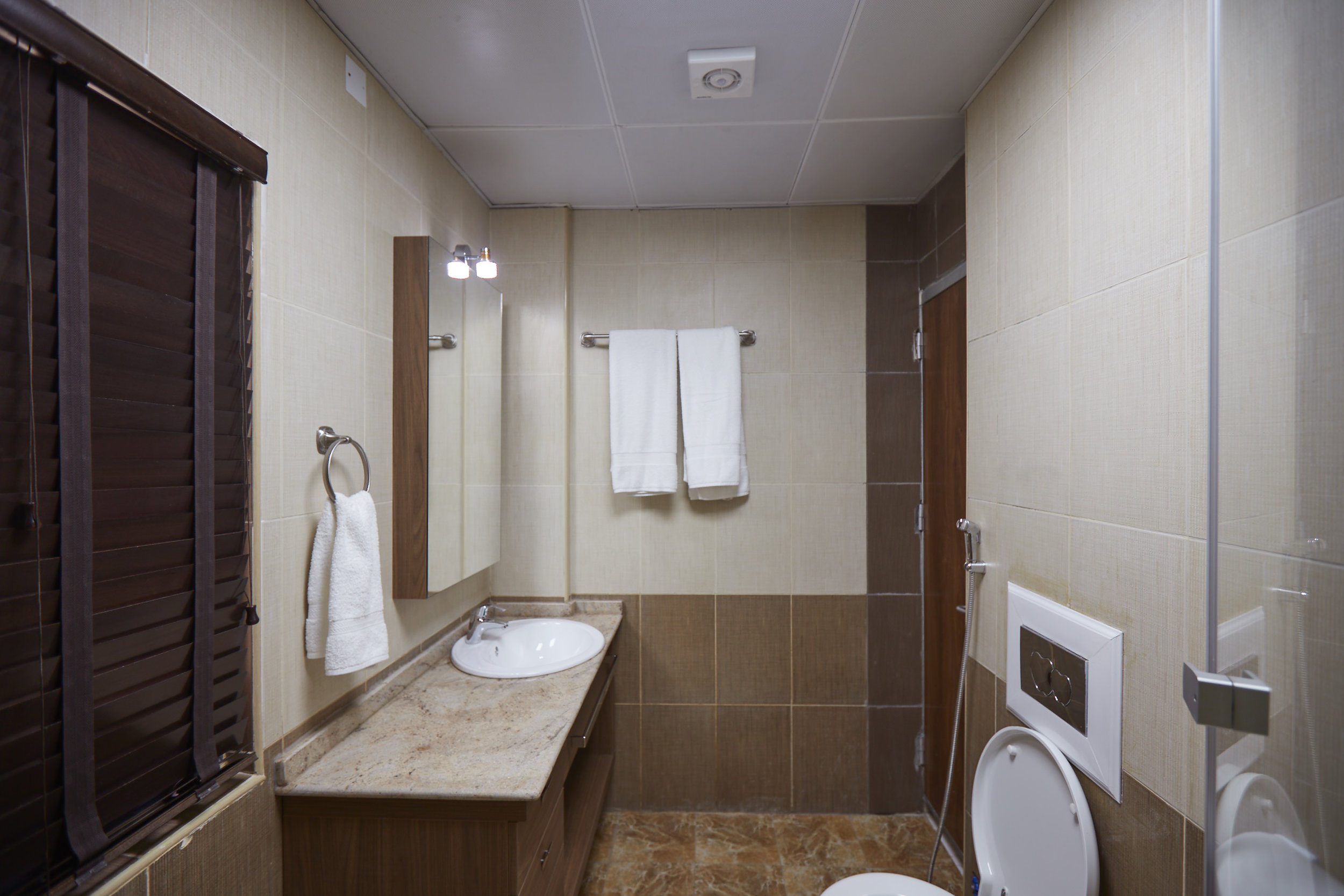 Bathroom Wide 1.jpg