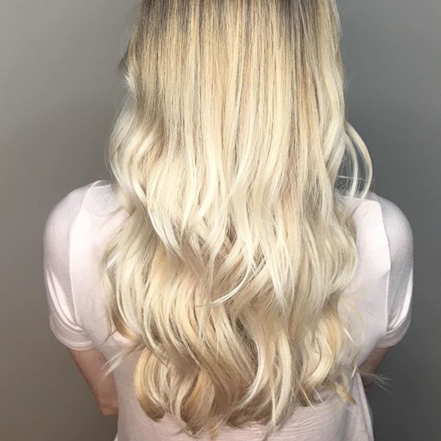 Vanilla blonde  #blondie #blondehair #rootyblonde #longhair #kevinmurphy #brokenarrowhairstylist #rosedistrict #blondehighlights #babylights #healthyhair #healthyblonde