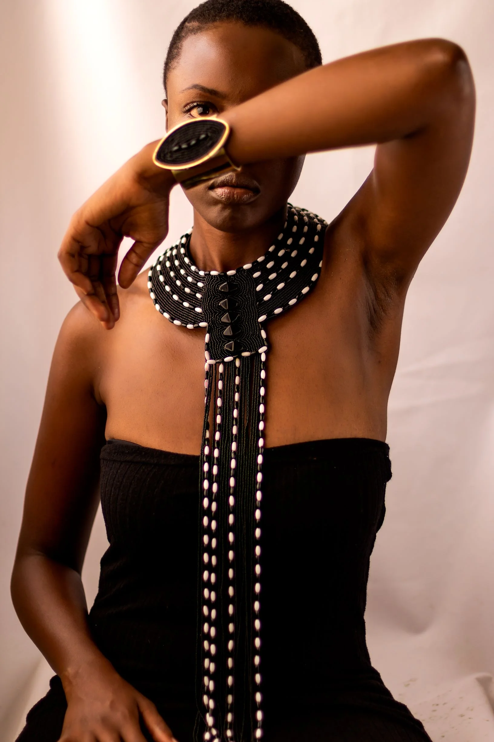 Kenyan JIAMINI celebrates women with African Queen Collection  