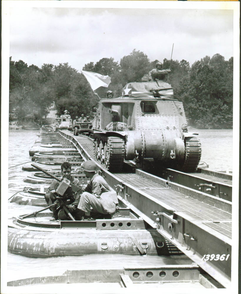 Fortified pontoon bridge over Pee Dee River, 1941.