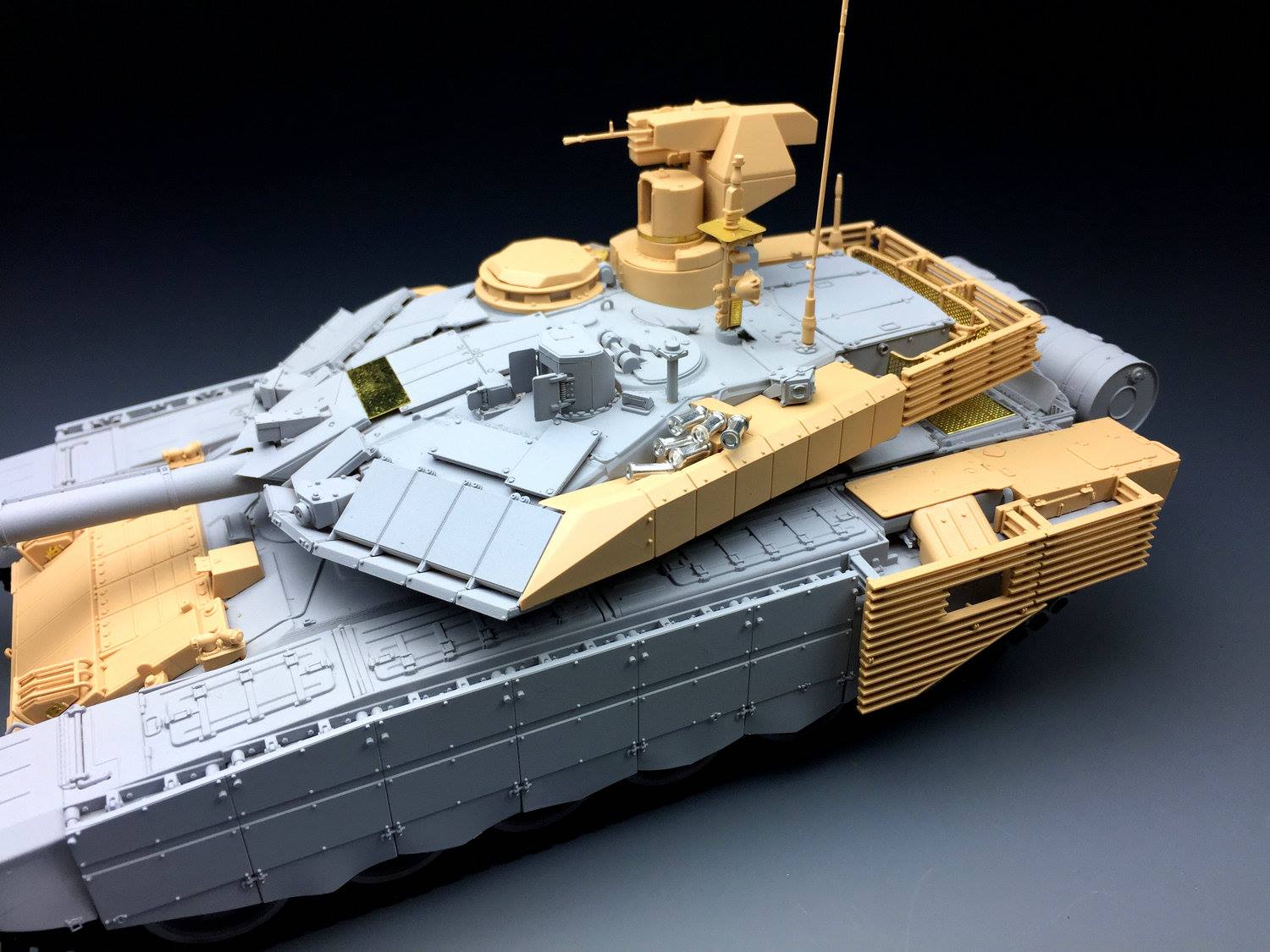 Tiger Model 4610 1/35 Russian T-90MS Main Battle Tank 2013-2015