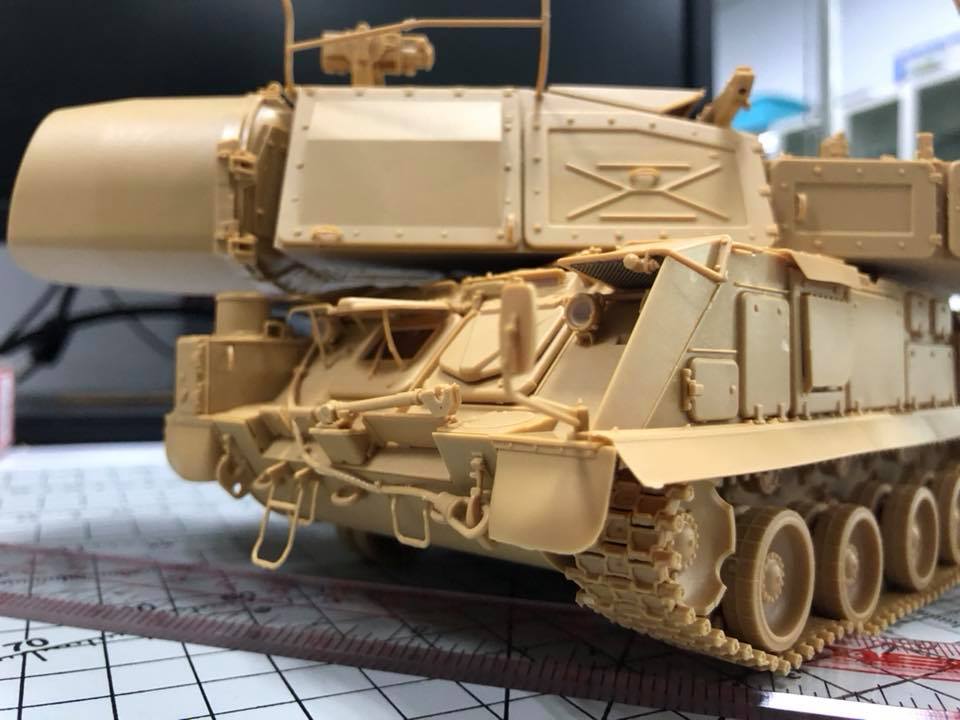 Meng Model SS-014 1/35 Russian 9K37M1 BUK Air Defense Missile System Meng Model SS-014 1/35 Russian 9K37M1 BUK Air Defense Missile System