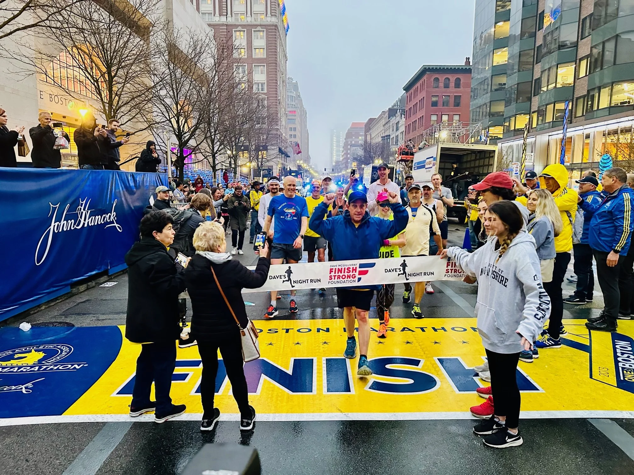 DAVE MCGILLIVRAY COMPLETES 51ST CONSECUTIVE BOSTON MARATHON
